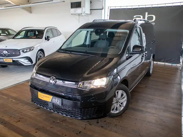 Volkswagen Caddy view 2