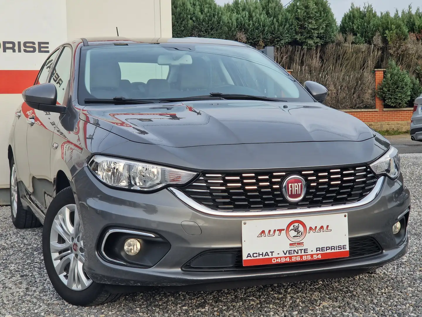 Fiat Tipo 1.4i 95CH Lounge*1°PROPRIO*GPS*CAMERA*PDC*CLIM Grijs - 2