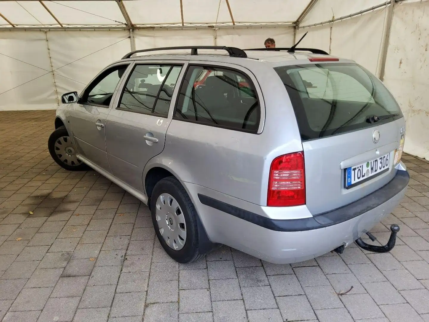 Skoda Octavia Octavia Combi 1.6 Ambiente Argintiu - 1