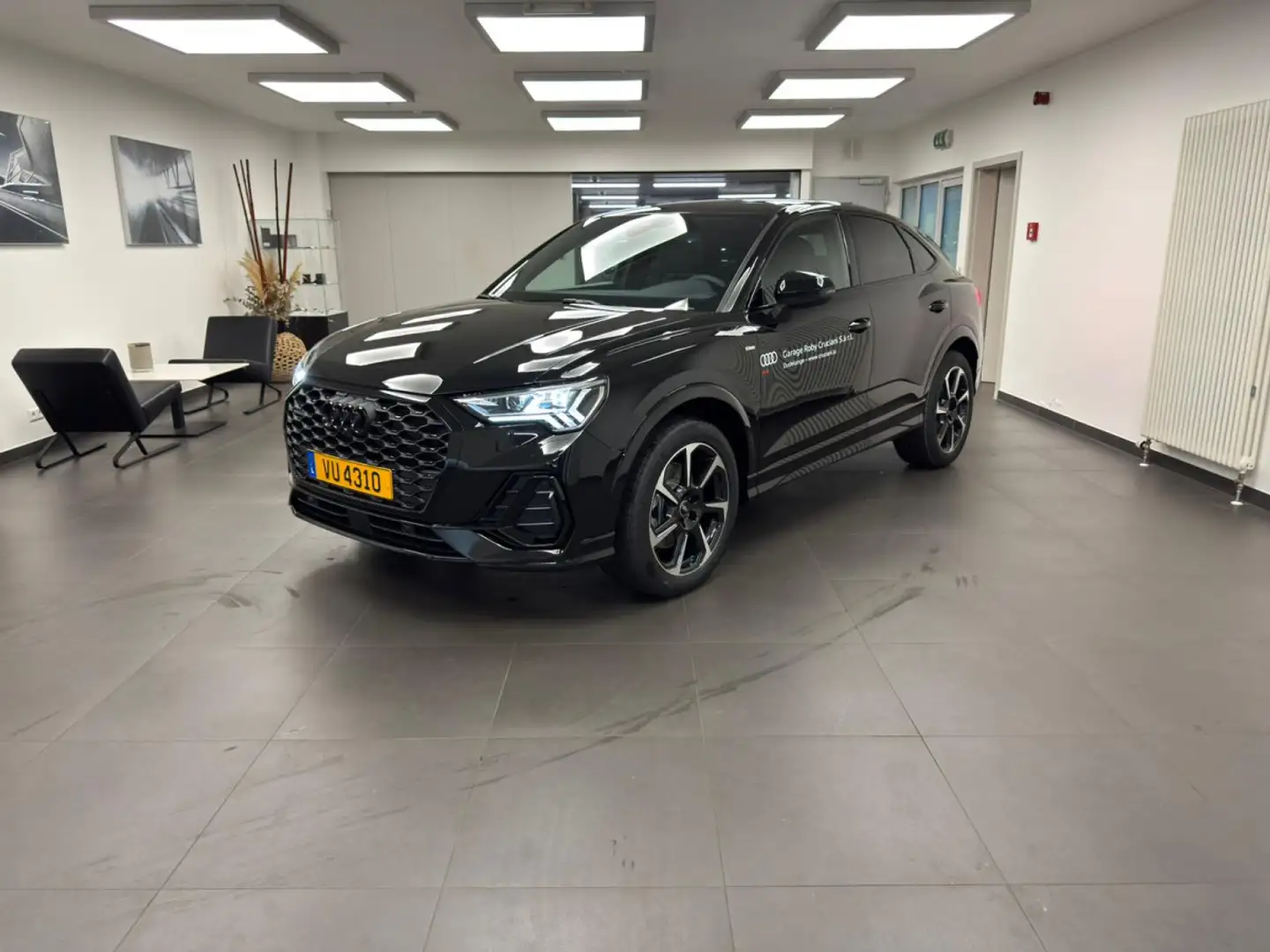 Audi Q3 Sportback S line 40 TFSI quattro 140kW / 190ch S t Noir - 1