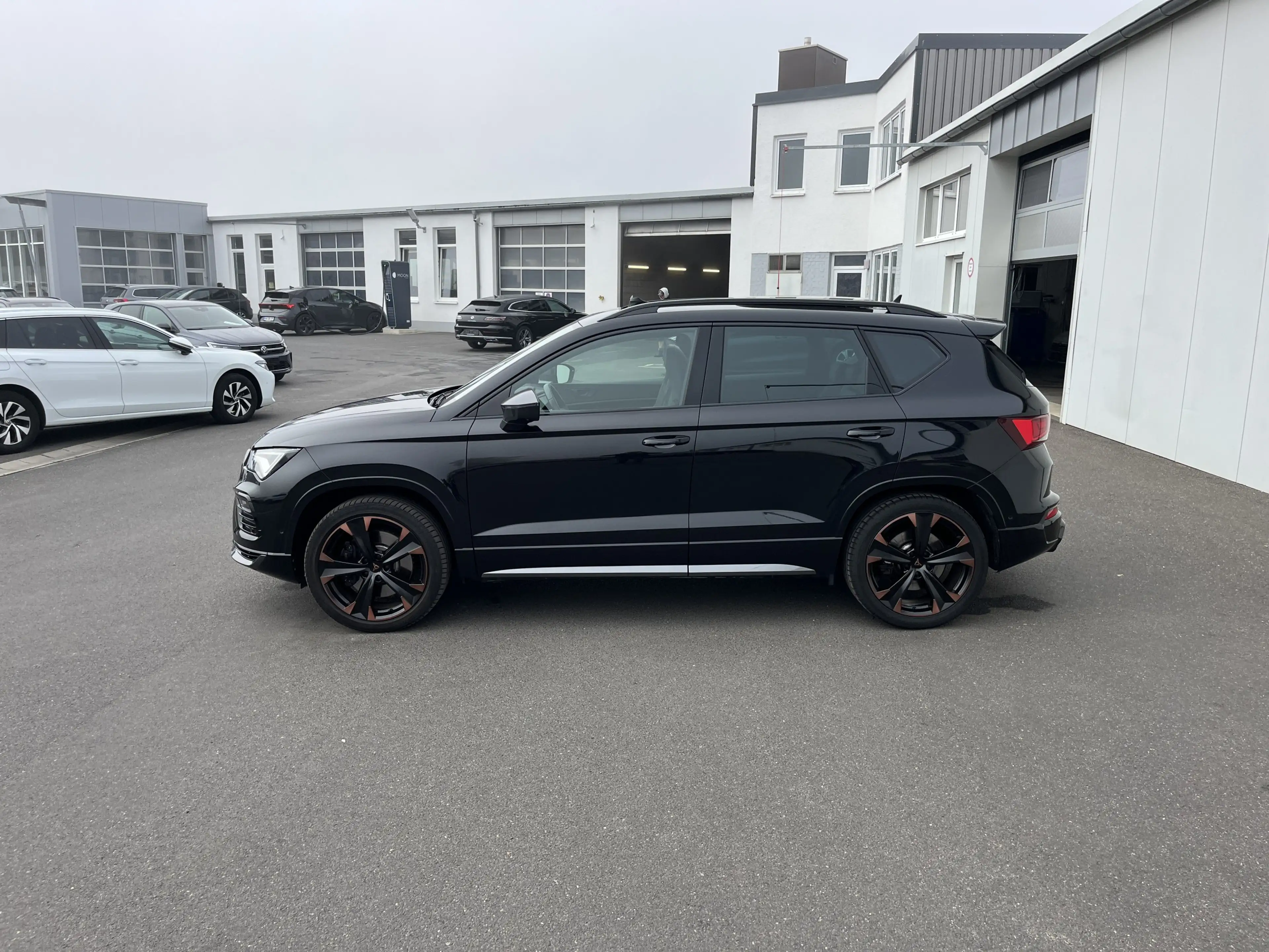 CUPRA Ateca 2.0 TSI DSG 4Drive VZ 185€ m.20% Anz. PANO Navi — photo 3