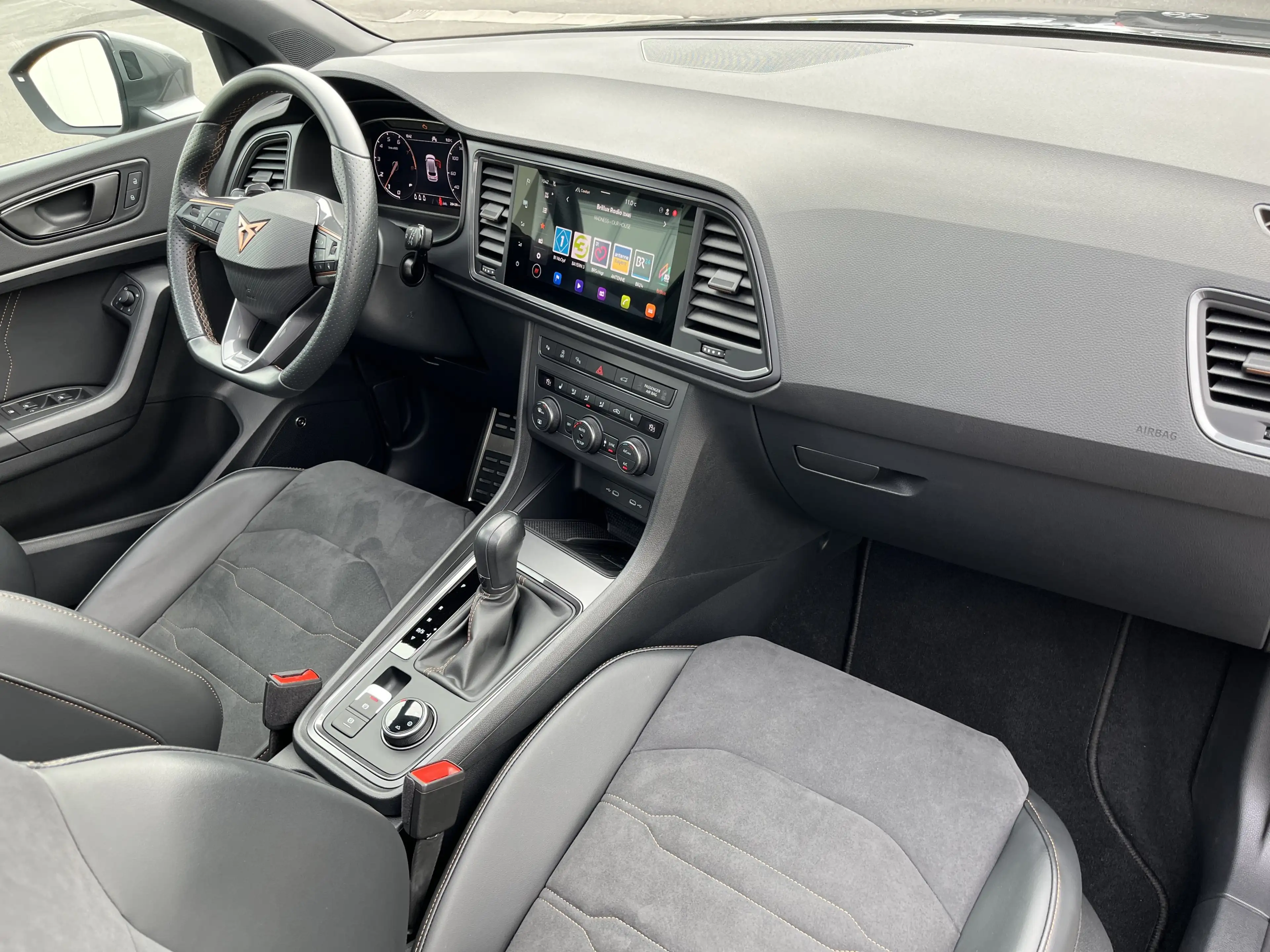 CUPRA Ateca 2.0 TSI DSG 4Drive VZ 185€ m.20% Anz. PANO Navi — photo 14