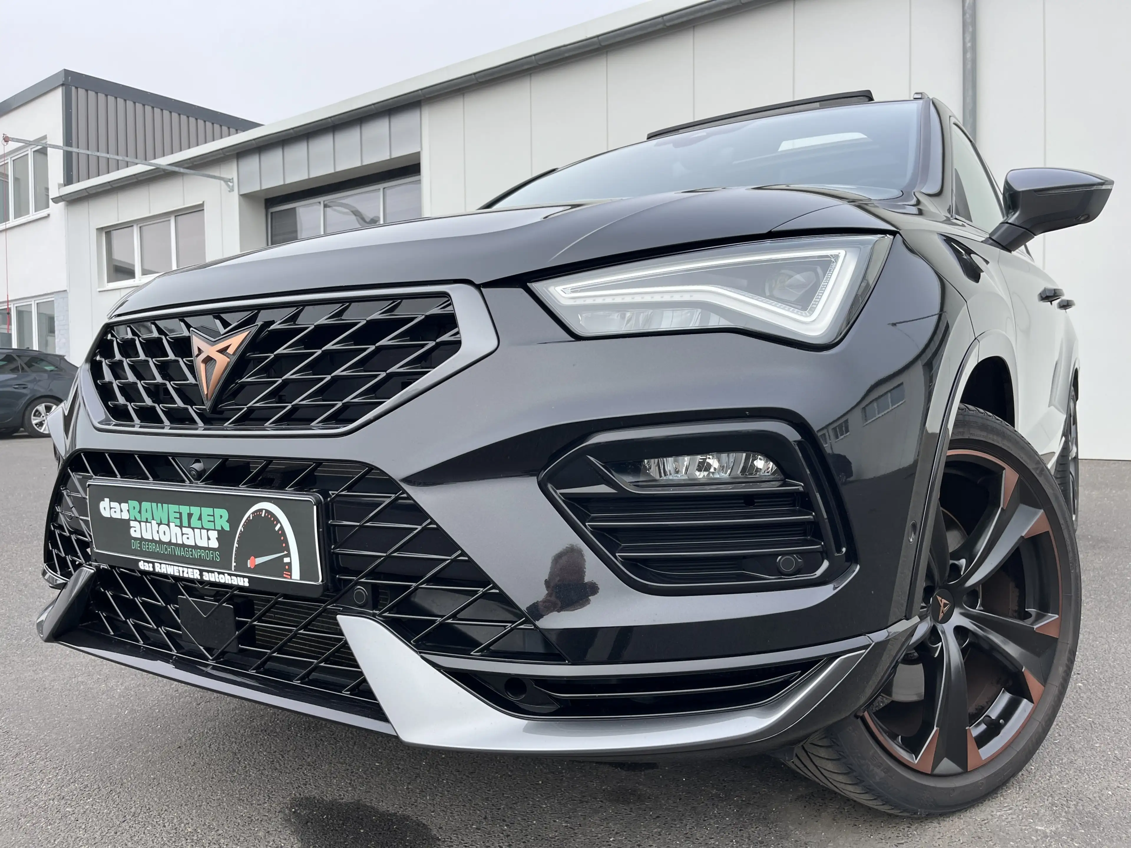 CUPRA Ateca 2.0 TSI DSG 4Drive VZ 185€ m.20% Anz. PANO Navi