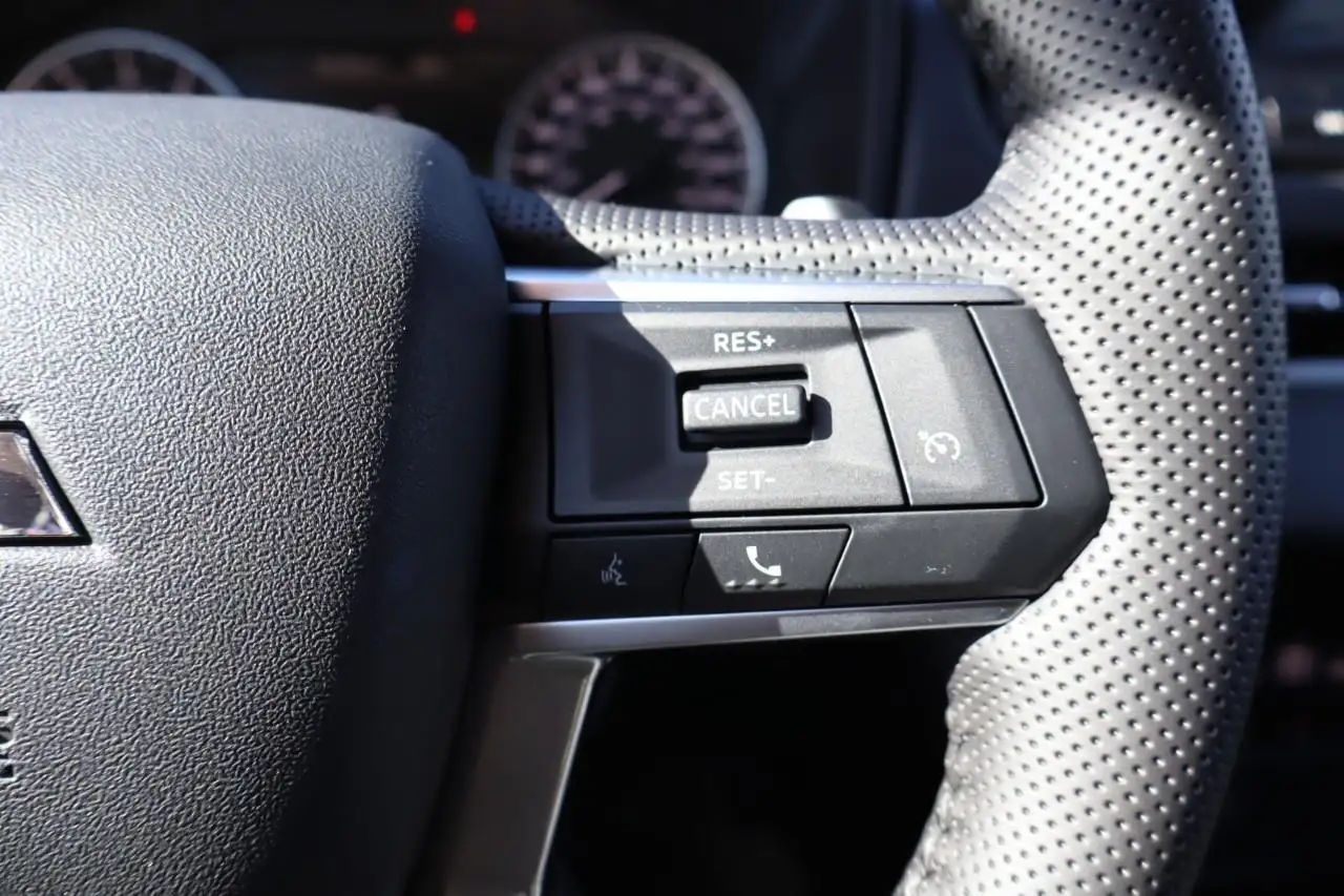 Mitsubishi Outlander photo Mitsubishi Outlander