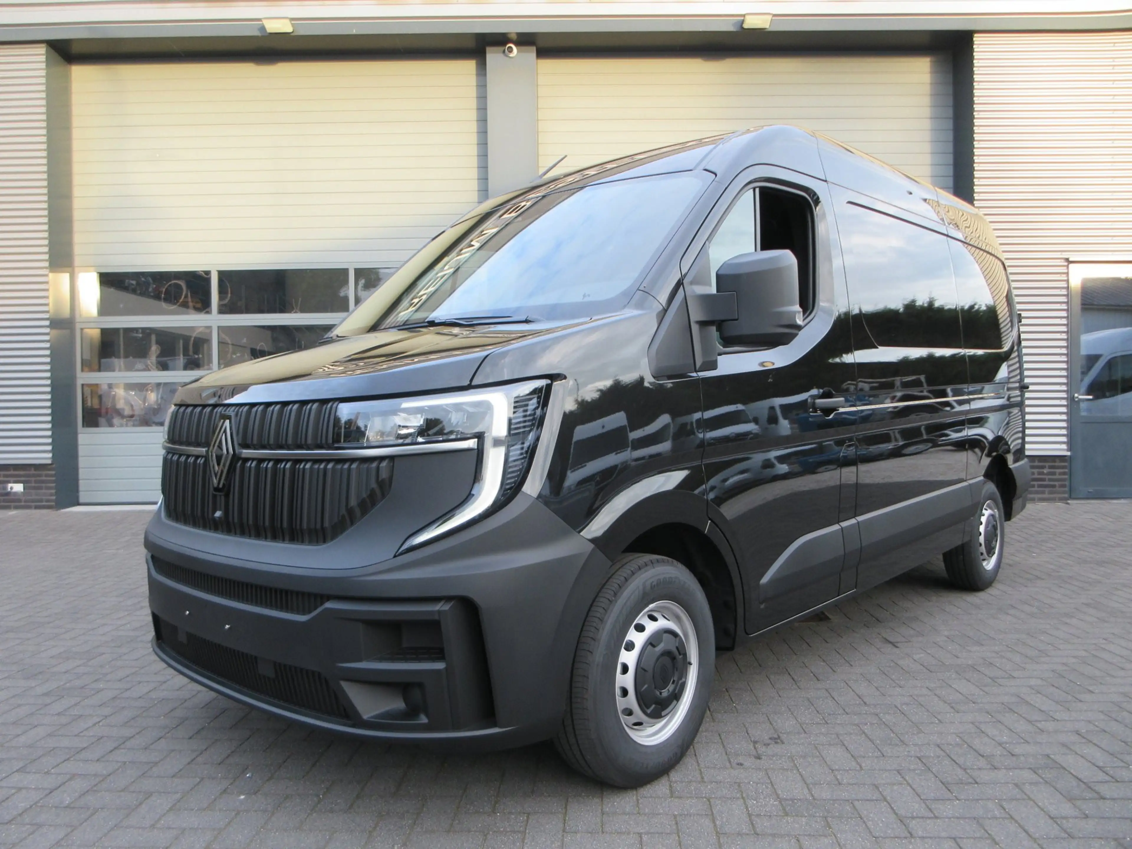 Renault Master E-Tech T35 L2H2 Advance Long Range, 87kWh, Navi, A