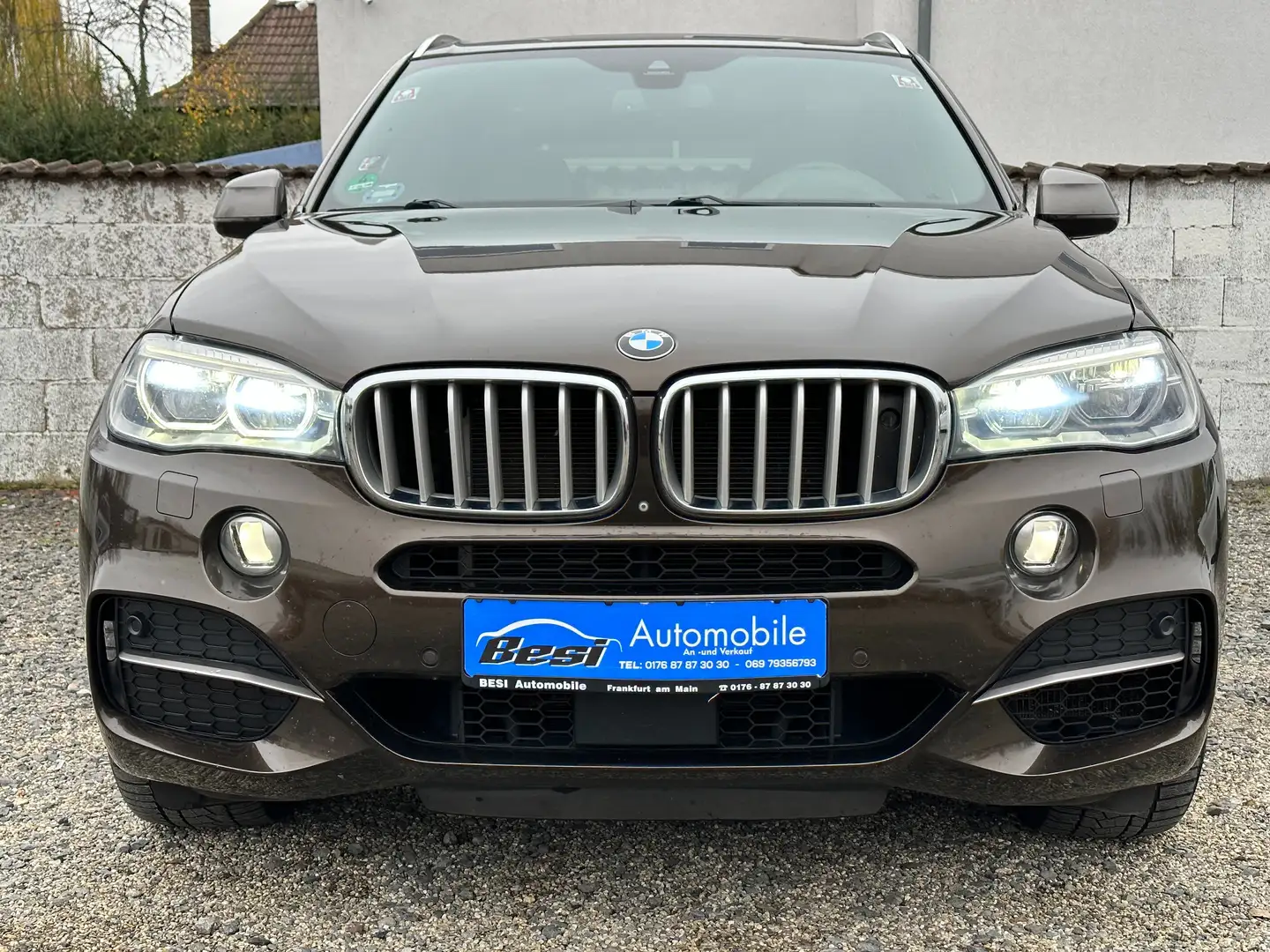 BMW X5 M50d Standheizung ACC  Pano / AHK / VollAustattung Brązowy - 2
