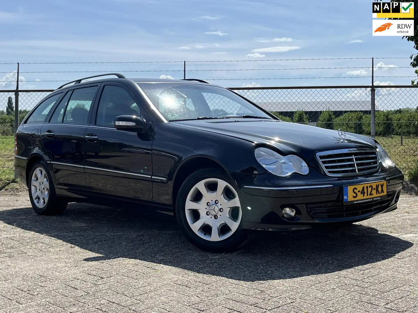 Mercedes-Benz C 180 Combi Kompressor Elegance Weinig kilometers! Zwart - 1