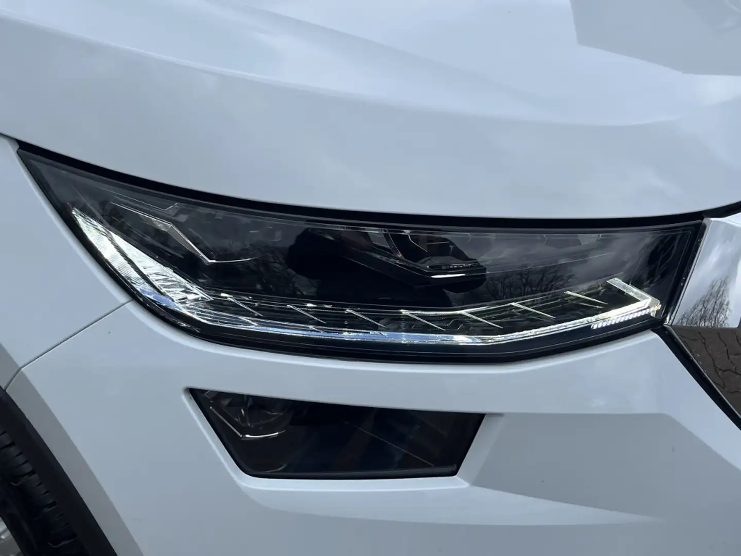 Skoda Kodiaq 1.5l DSG*Matrix*7-Sitzer*Kamera*PDC* Weiß - 2