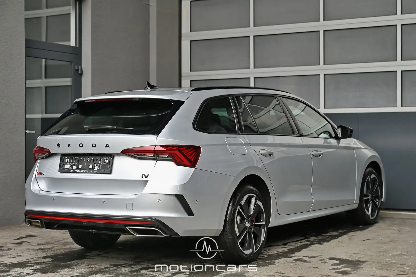 Skoda Octavia 1.4 TSI RS iV 245 DSG Pickerl NEU Silber - 2