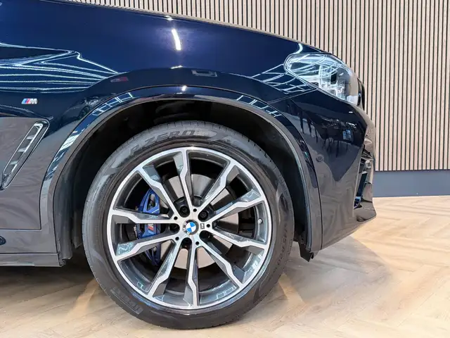 BMW X3 view 26