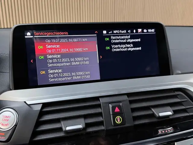 BMW X3 view 14