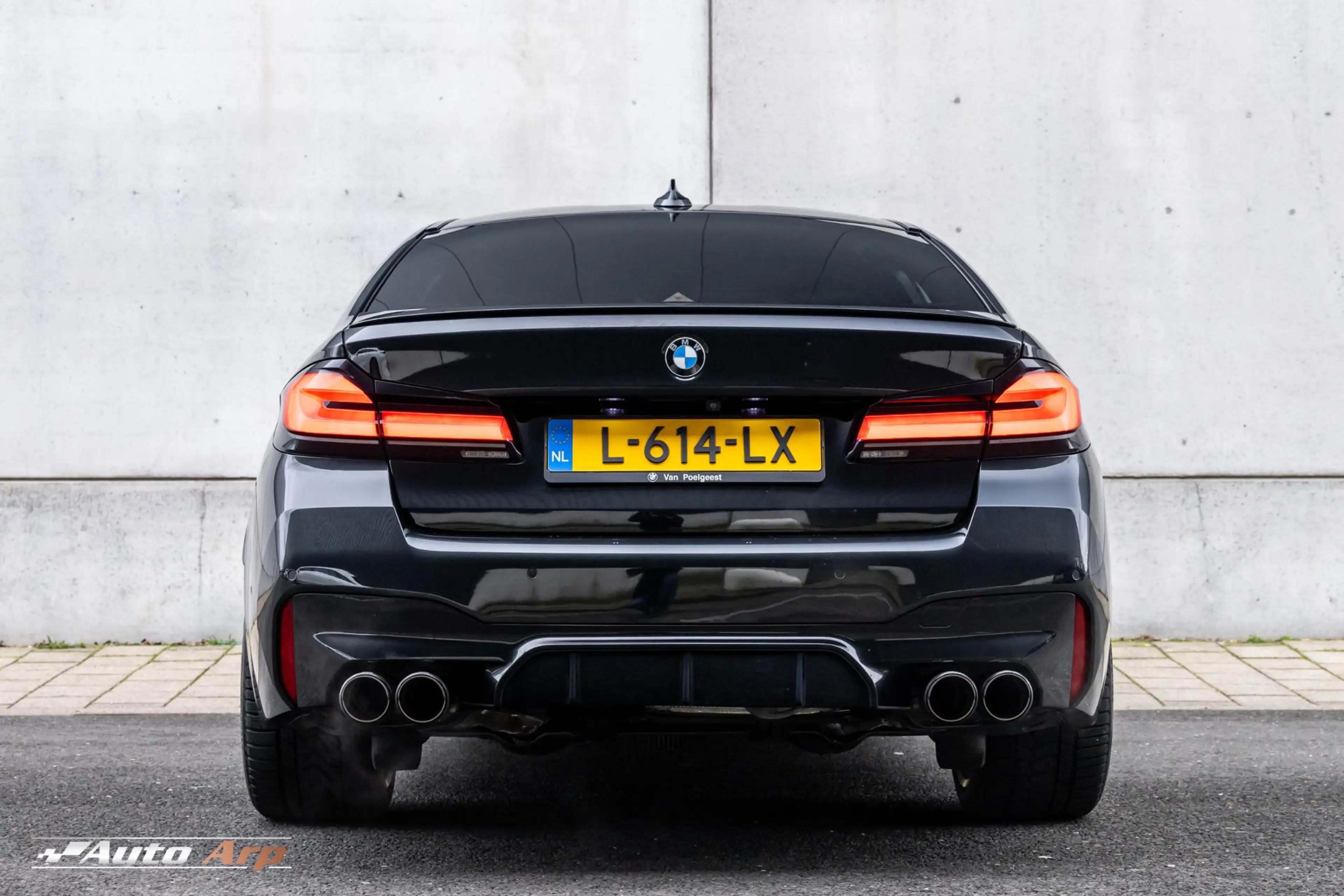 BMW M5 5-serie Competition — photo 11