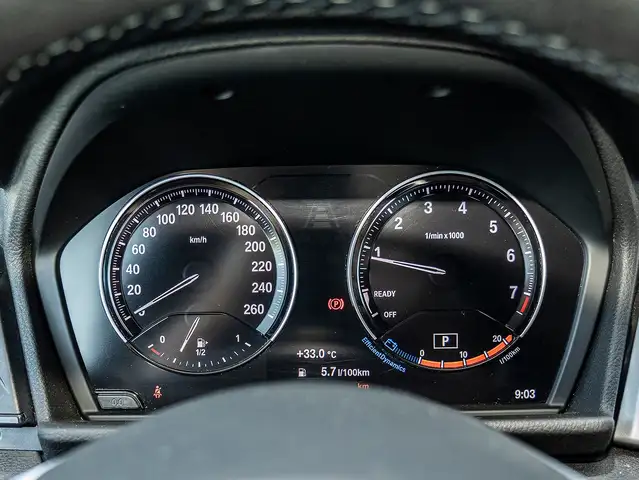 BMW 2 Series view 10