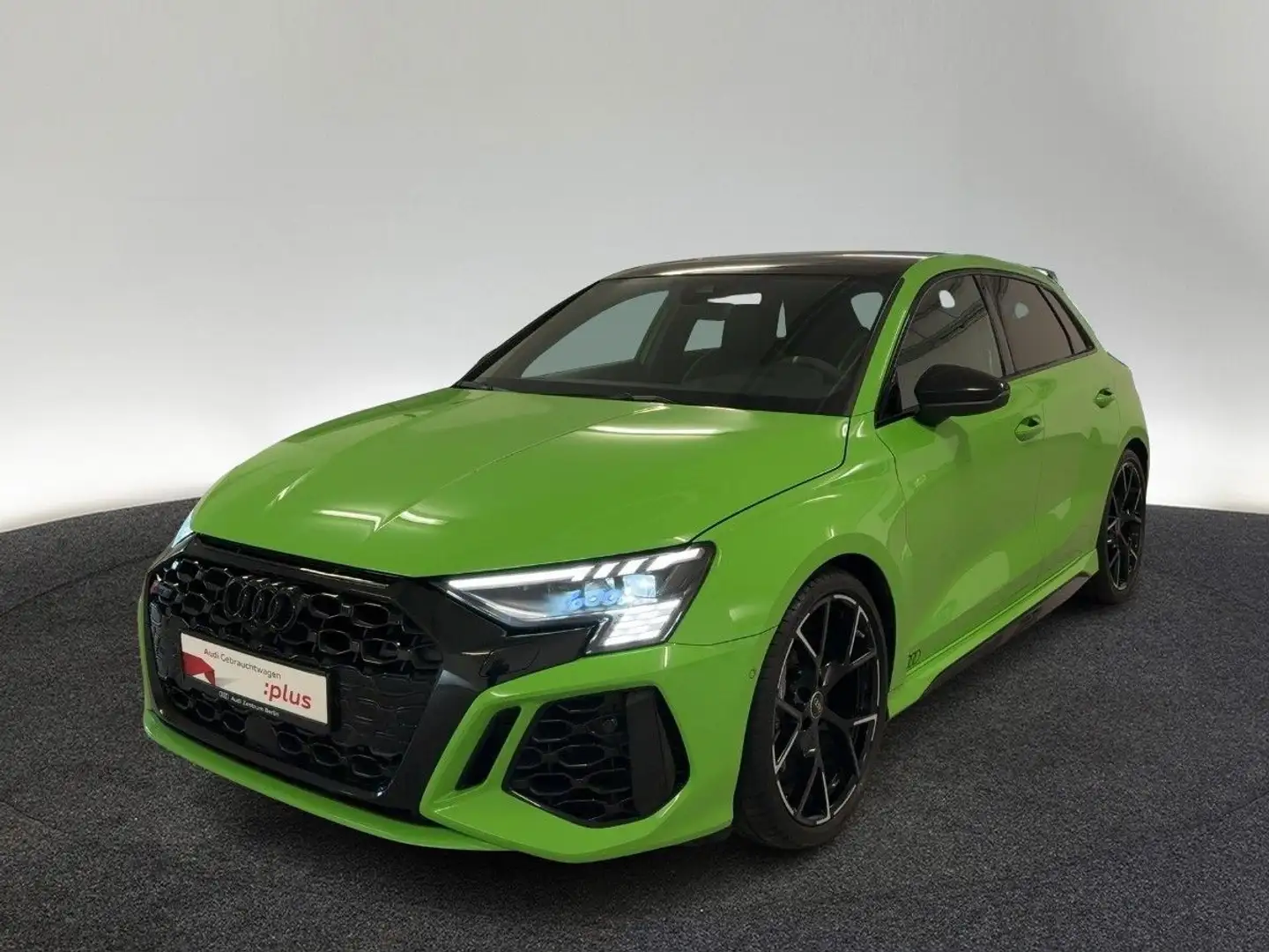 Audi RS3 S tr. RFK MATRIX HUD PANO NAVI Grün - 2
