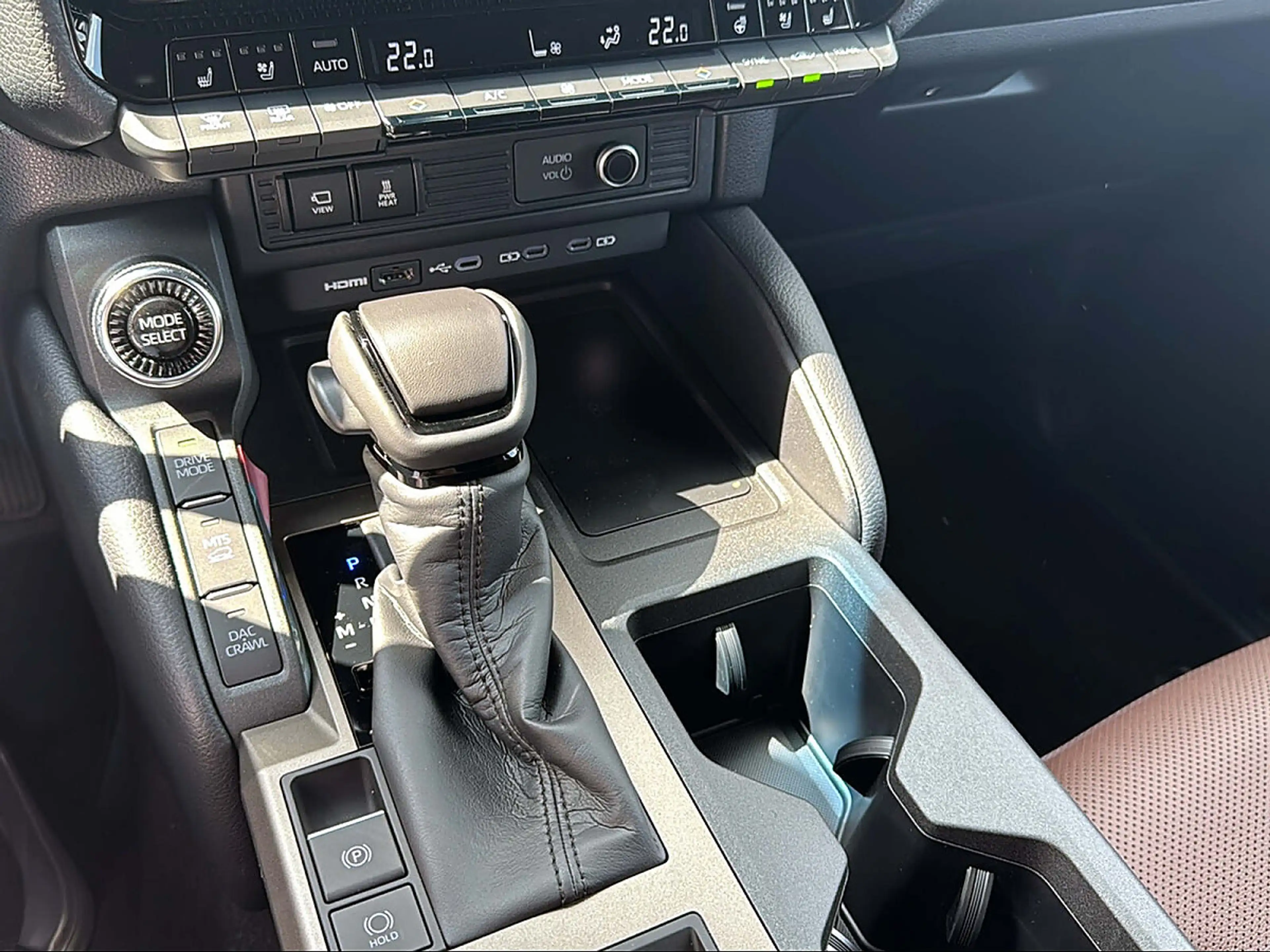 Toyota Land Cruiser Landcruiser 2,8 D-4D 4WD Executive Aut. — photo 13