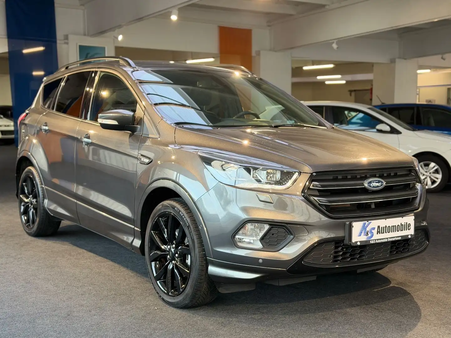 Ford Kuga ST-Line*XENON*PDC*TEMPOM.*ALU*SYNC*ALCANT* - 1