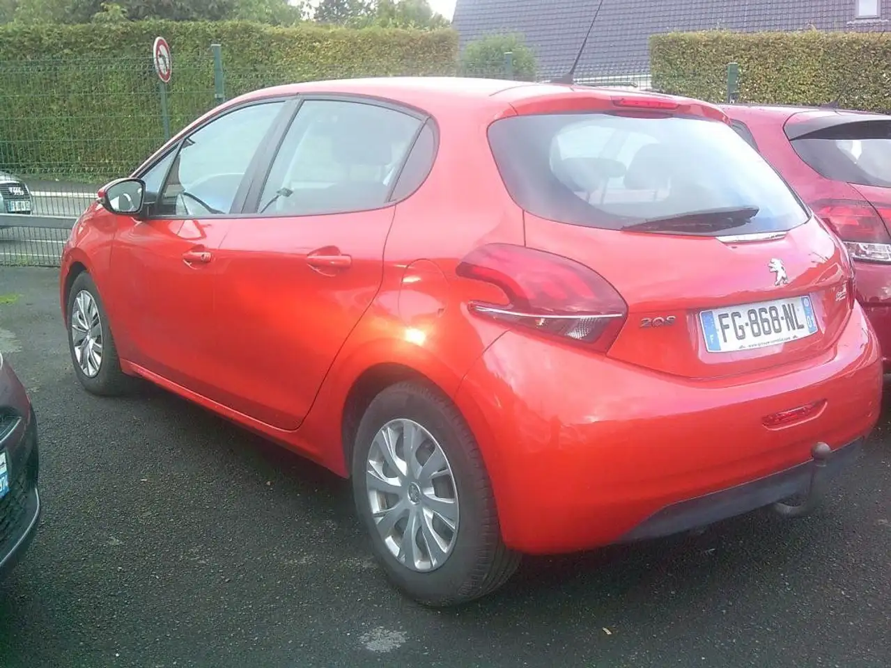 Peugeot 208 208 — photo 3