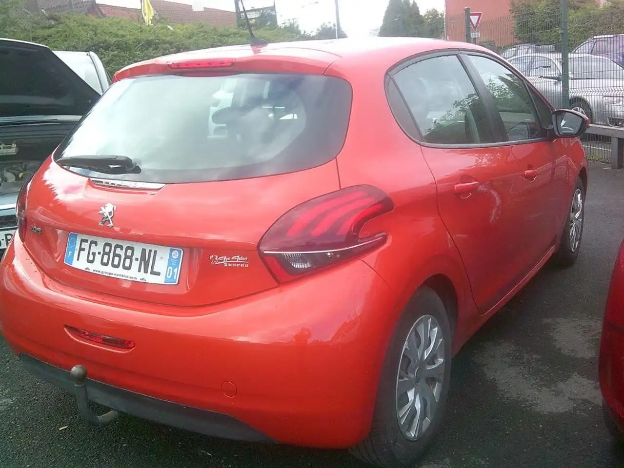 Peugeot 208 208 — photo 5
