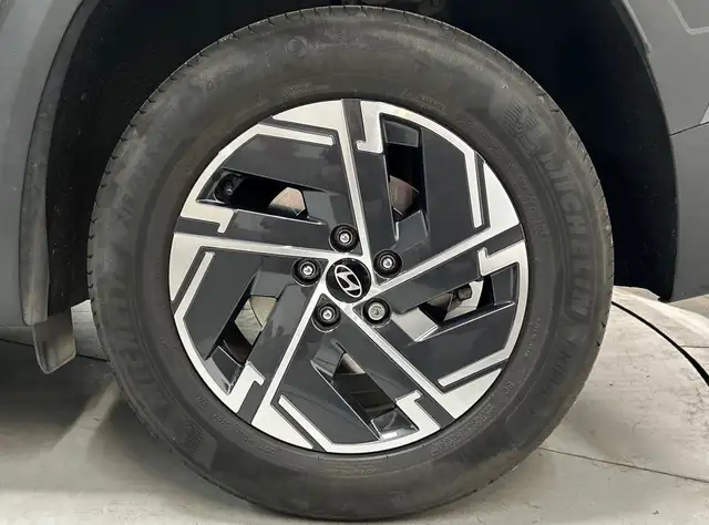 Hyundai Tucson view 29