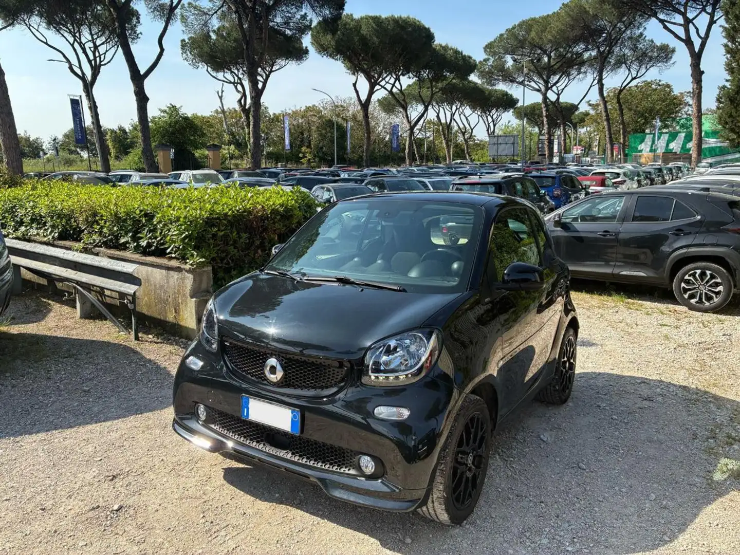 smart forTwo 1.0cc SUPERPASSION 71cv TETTO PANORAMA CRUISE Nero - 1