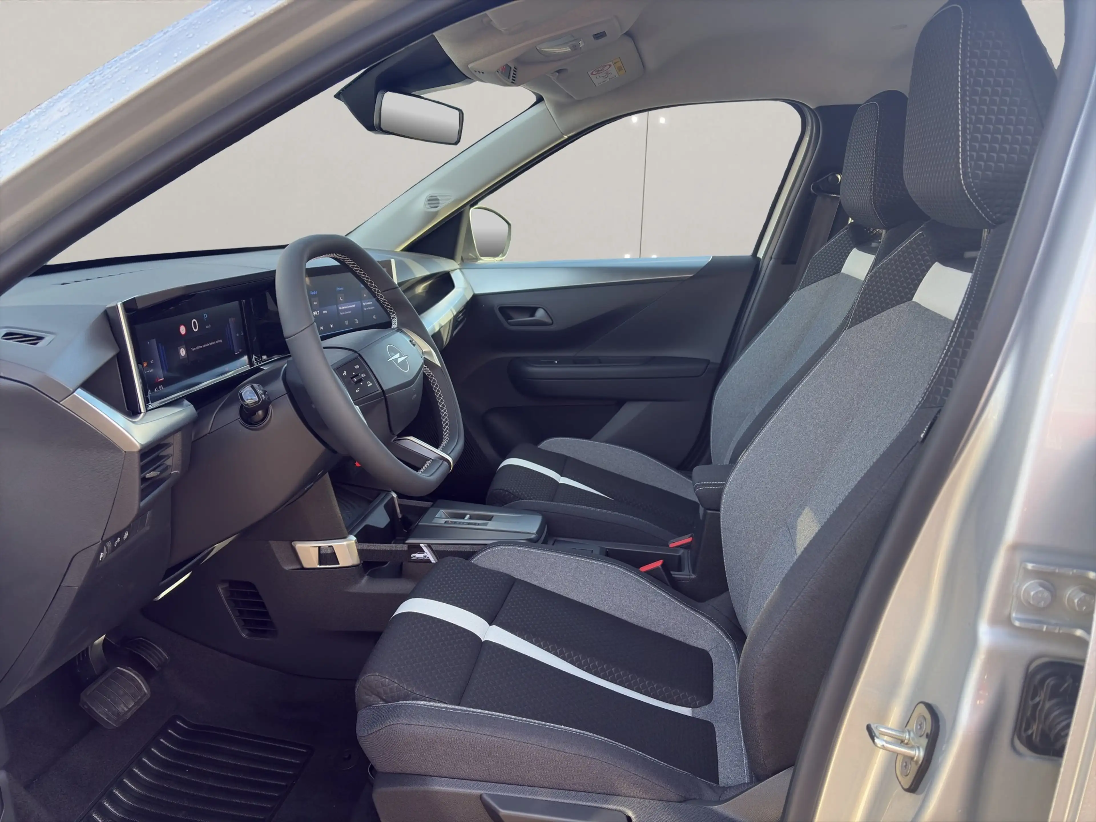 Opel Frontera 1.2 Edition 81 kW LED+Fernlichtass.+PDC — photo 8