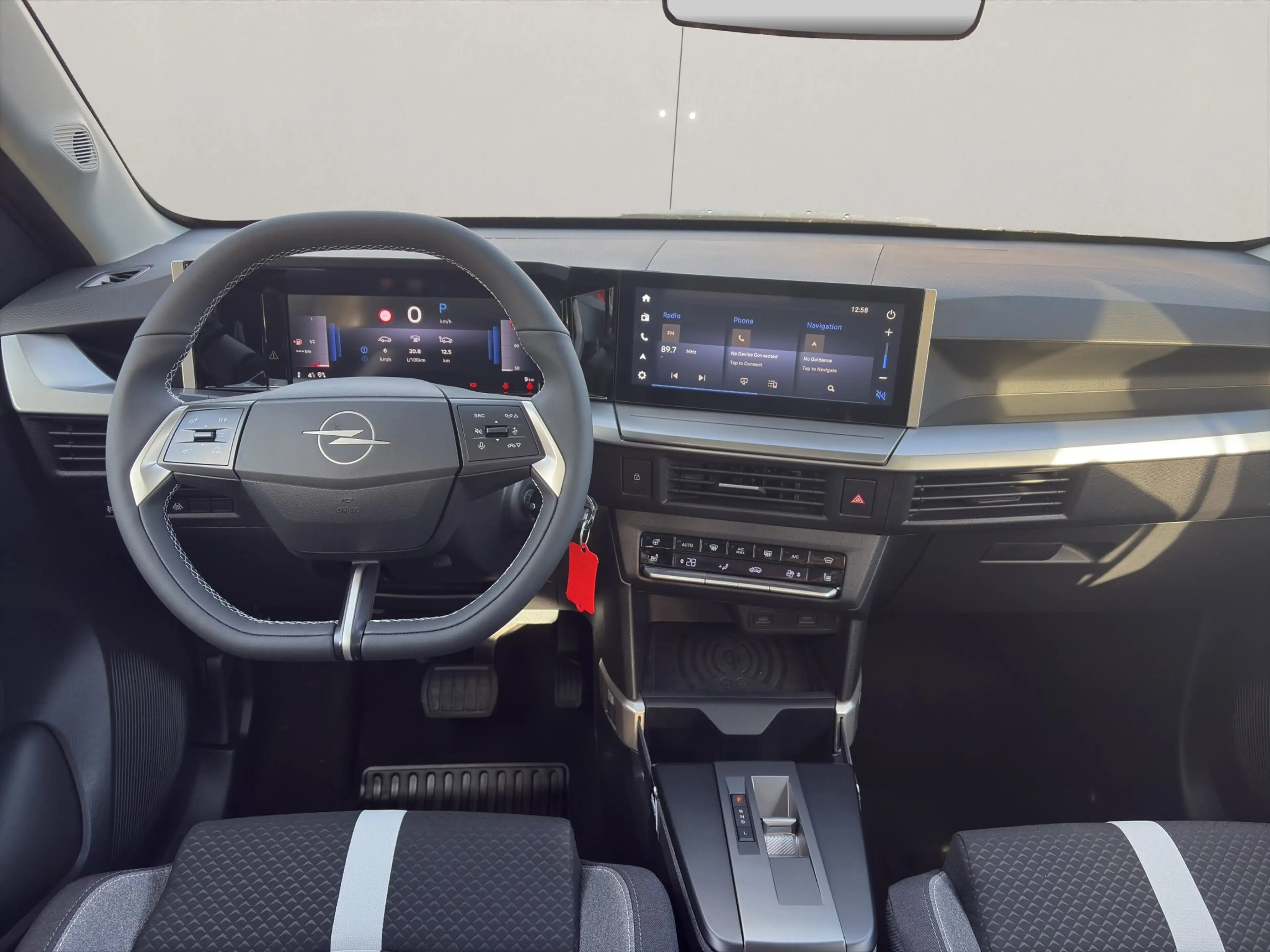 Opel Frontera 1.2 Edition 81 kW LED+Fernlichtass.+PDC — photo 13