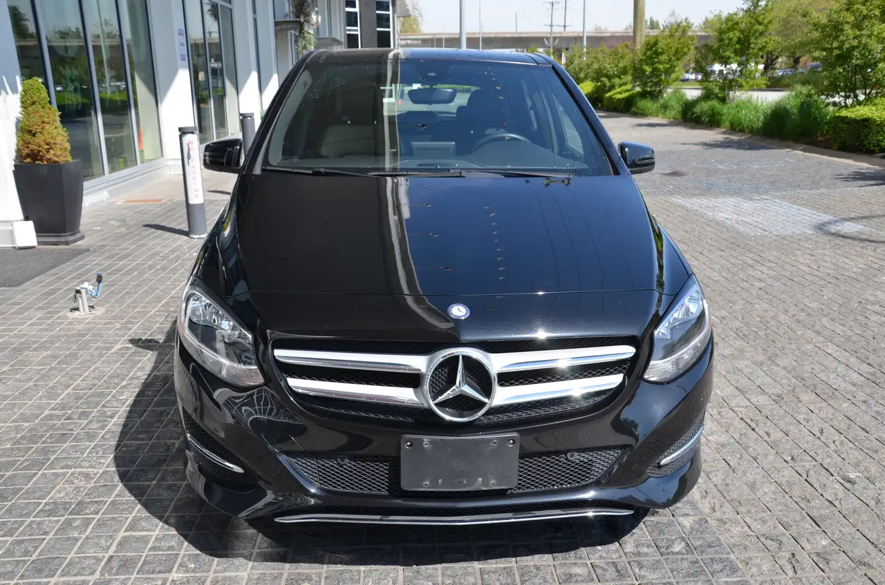 Mercedes-Benz B-Class снимка Mercedes-Benz B-Class