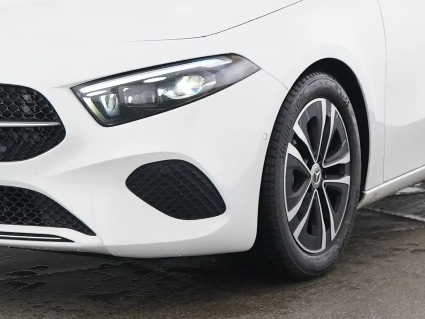 Mercedes-Benz A 200 Progressive Lim*Totwink*360°*MBeam*Memory* Weiß - 2