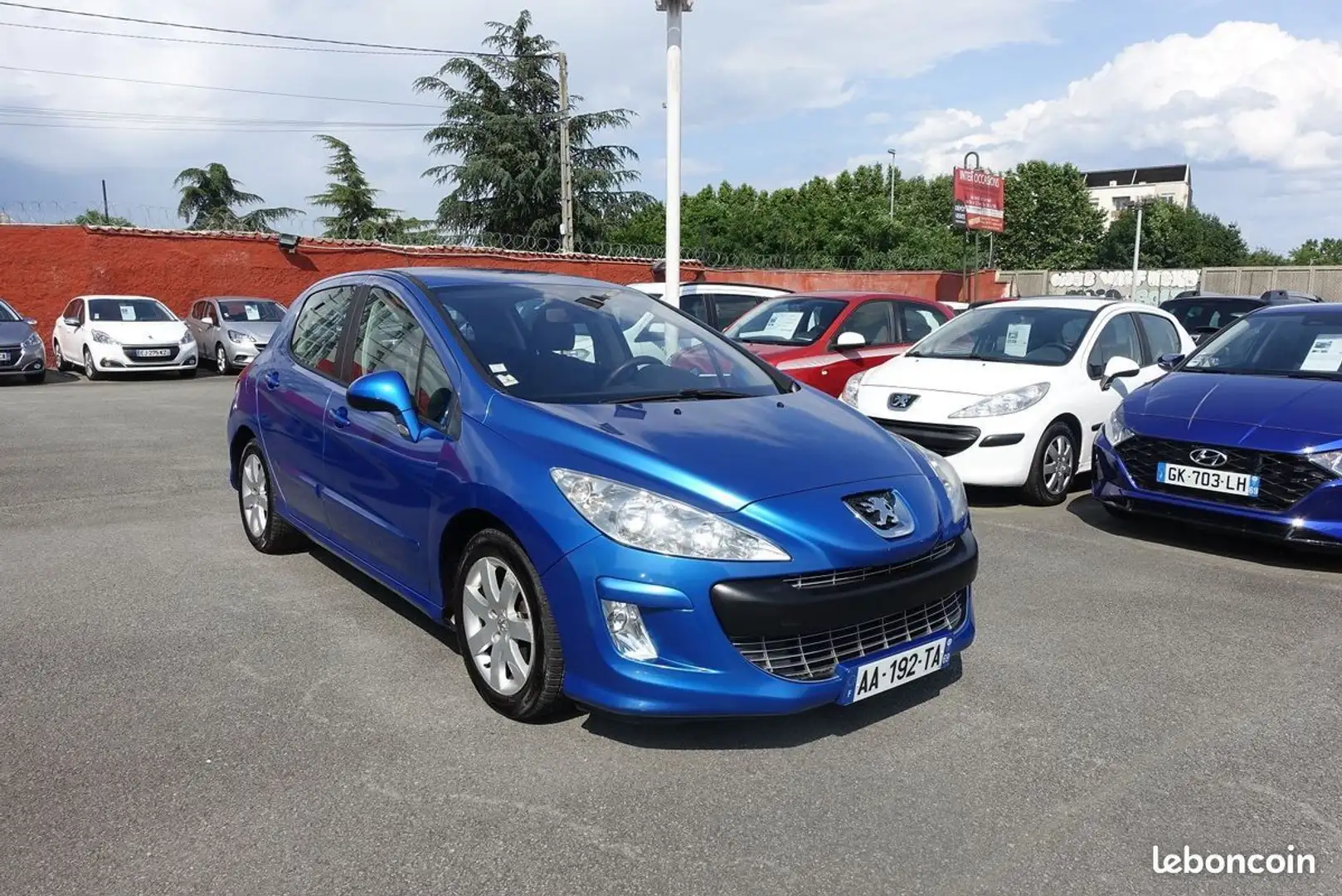 Peugeot 308 1.6 HDI90 CONFORT 5P Blau - 2