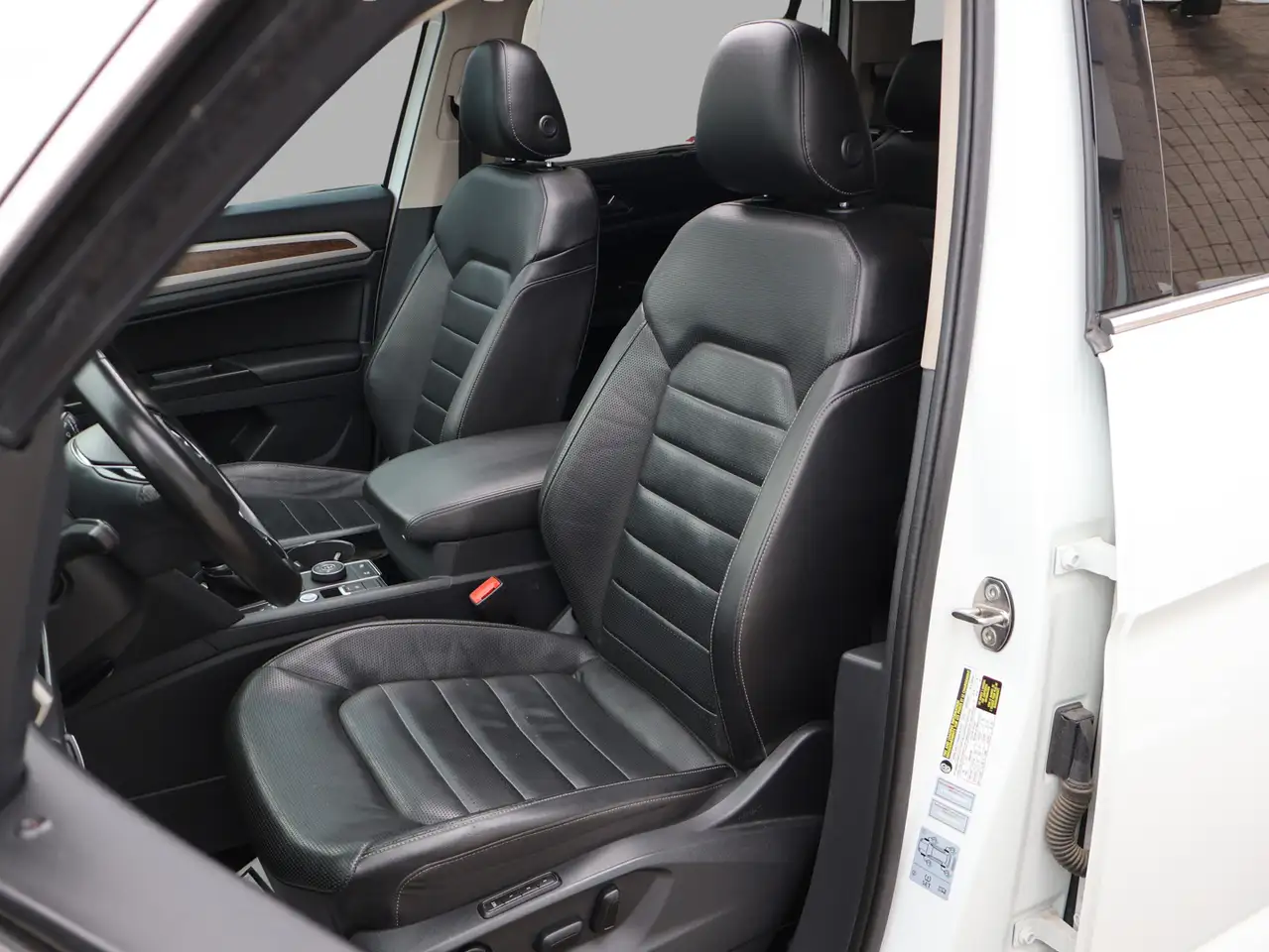 Volkswagen Atlas снимка Volkswagen Atlas