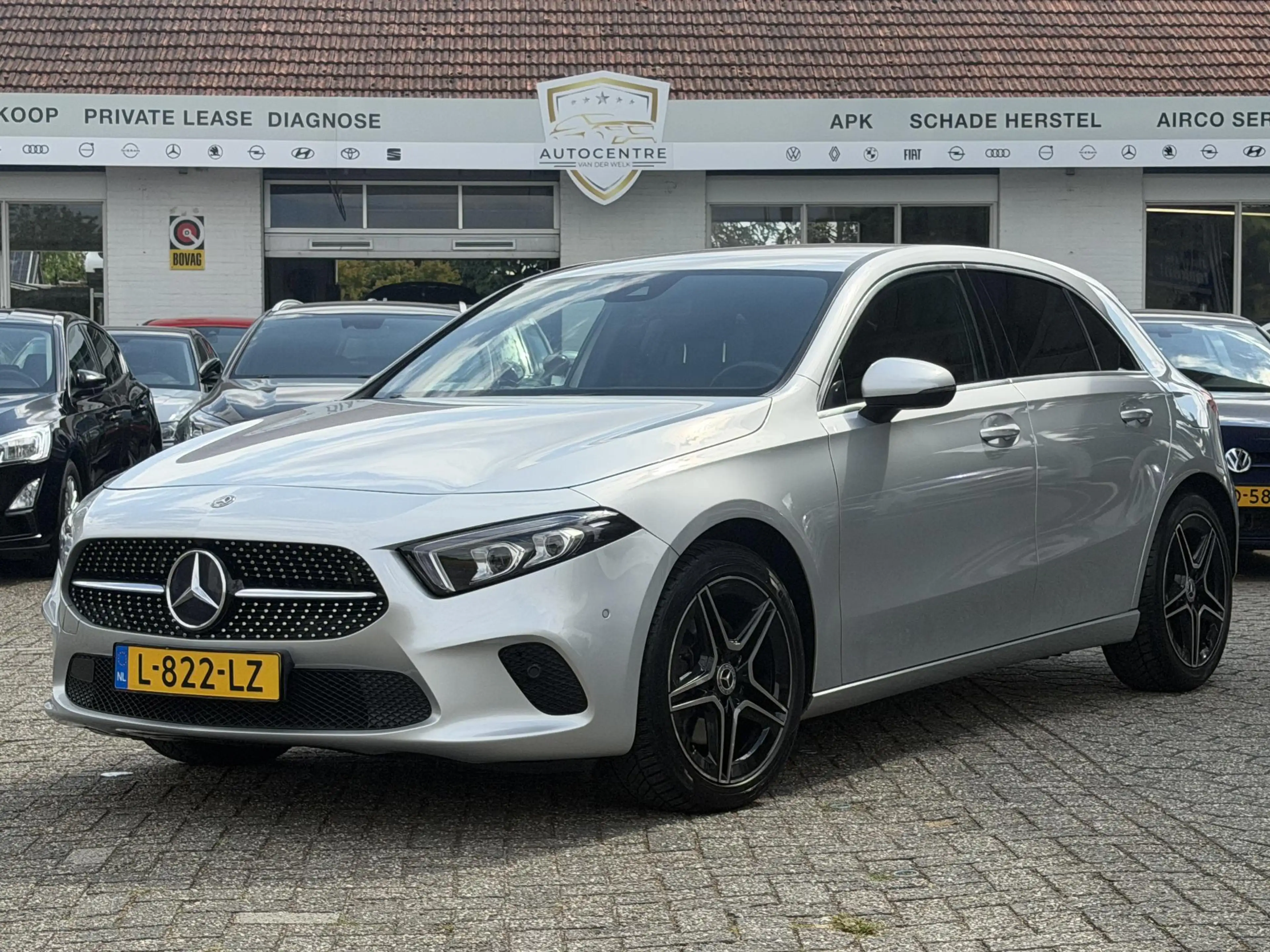 Mercedes-Benz A 220 Premium Plus AMG-line | RODE GORDELS | NAVI | KLIM — photo 4