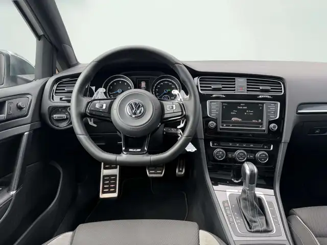 Volkswagen Golf view 7