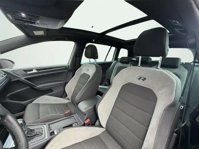 Volkswagen Golf view 13
