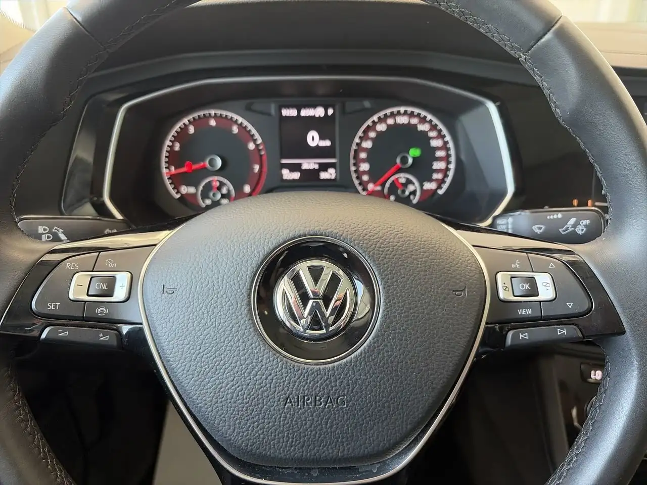 Volkswagen Jetta снимка Volkswagen Jetta