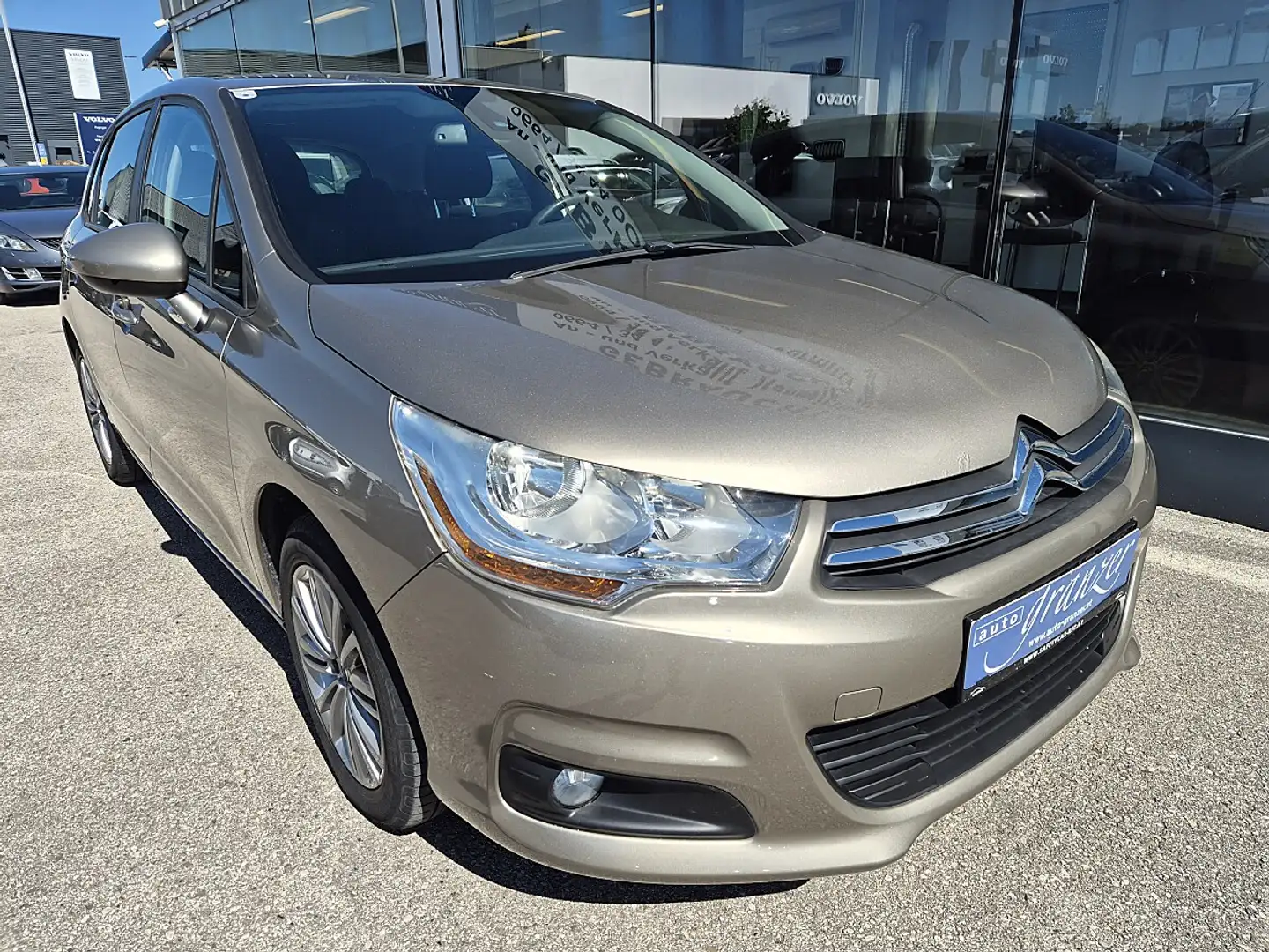 Citroen C4 1,6 VTi Seduction Braun - 2