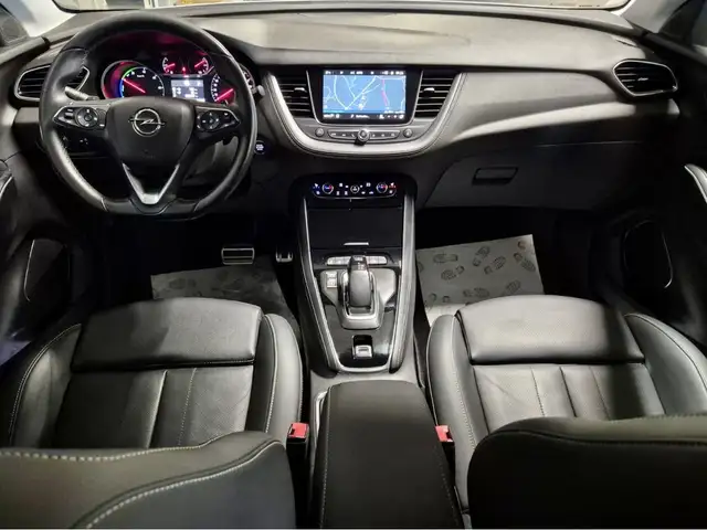 Opel Grandland view 6