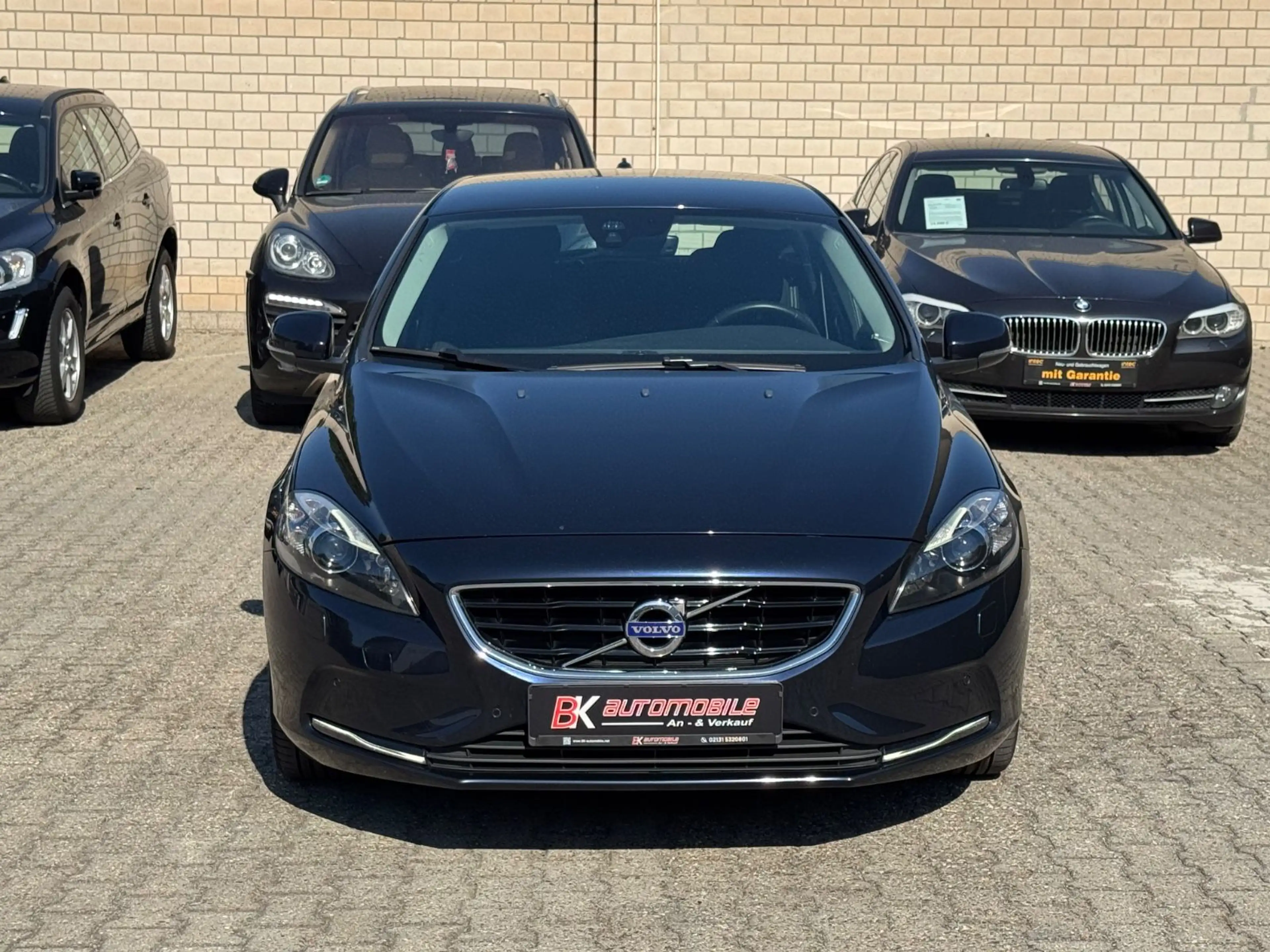 Volvo V40 You! Aut. Navi Kamera PDC EU6 — photo 2