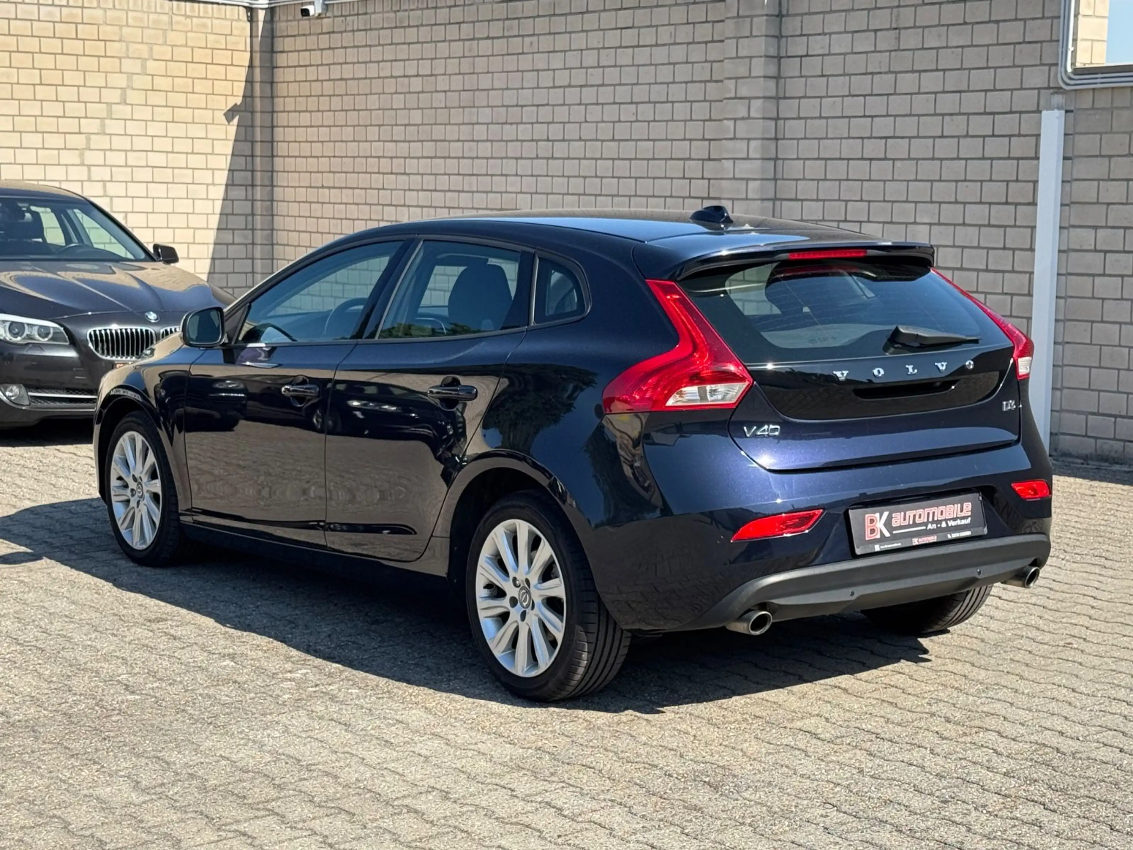 Volvo V40 You! Aut. Navi Kamera PDC EU6 — photo 6