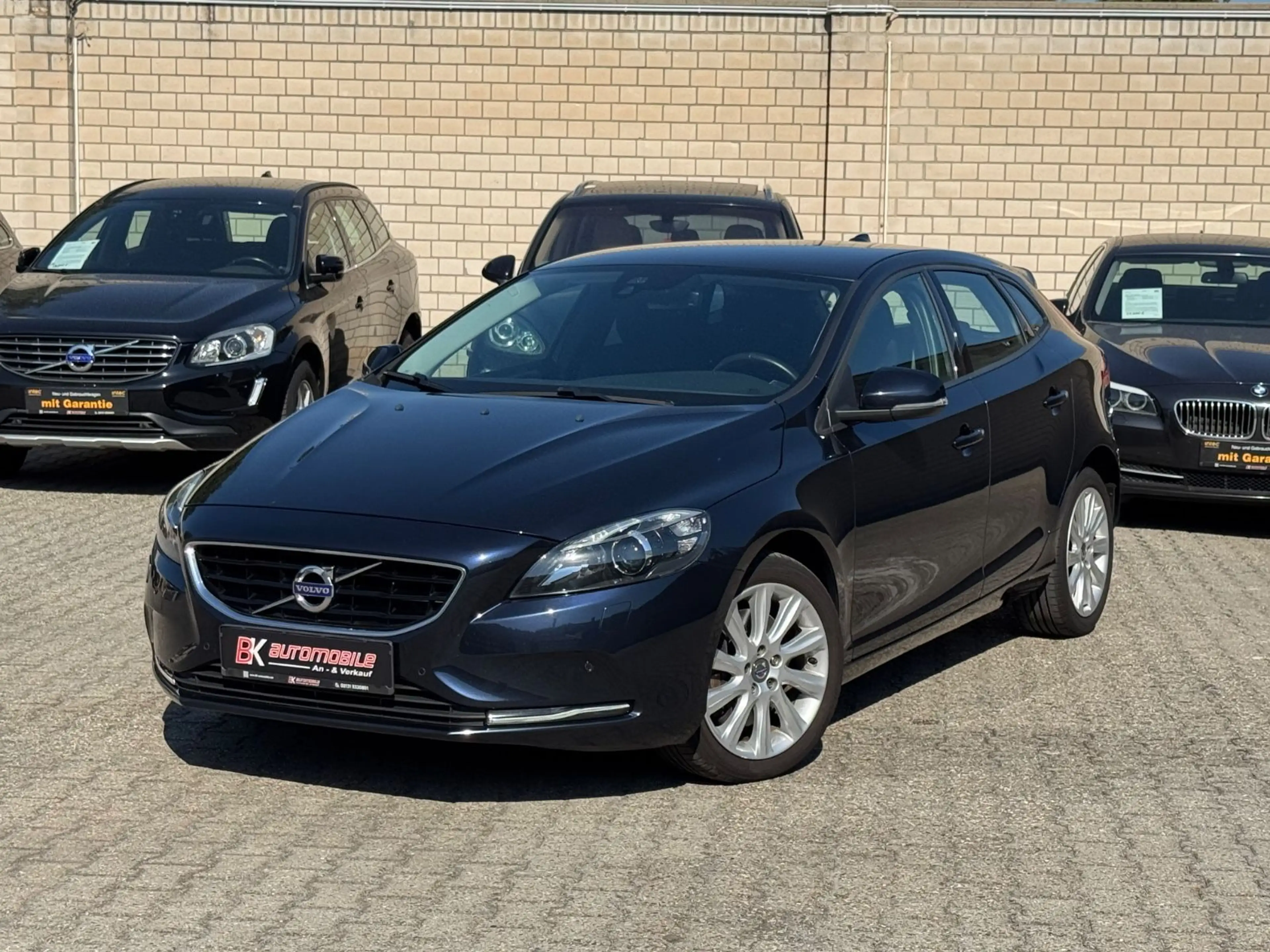 Volvo V40 You! Aut. Navi Kamera PDC EU6 — photo 3