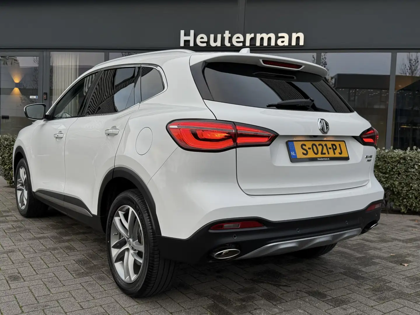 MG EHS 1.5 TGDI Plug in Hybride/ Comfort / Leder Wit - 2