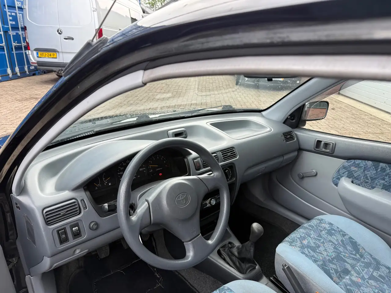 Toyota Starlet 1.3-16V Black, foto 7