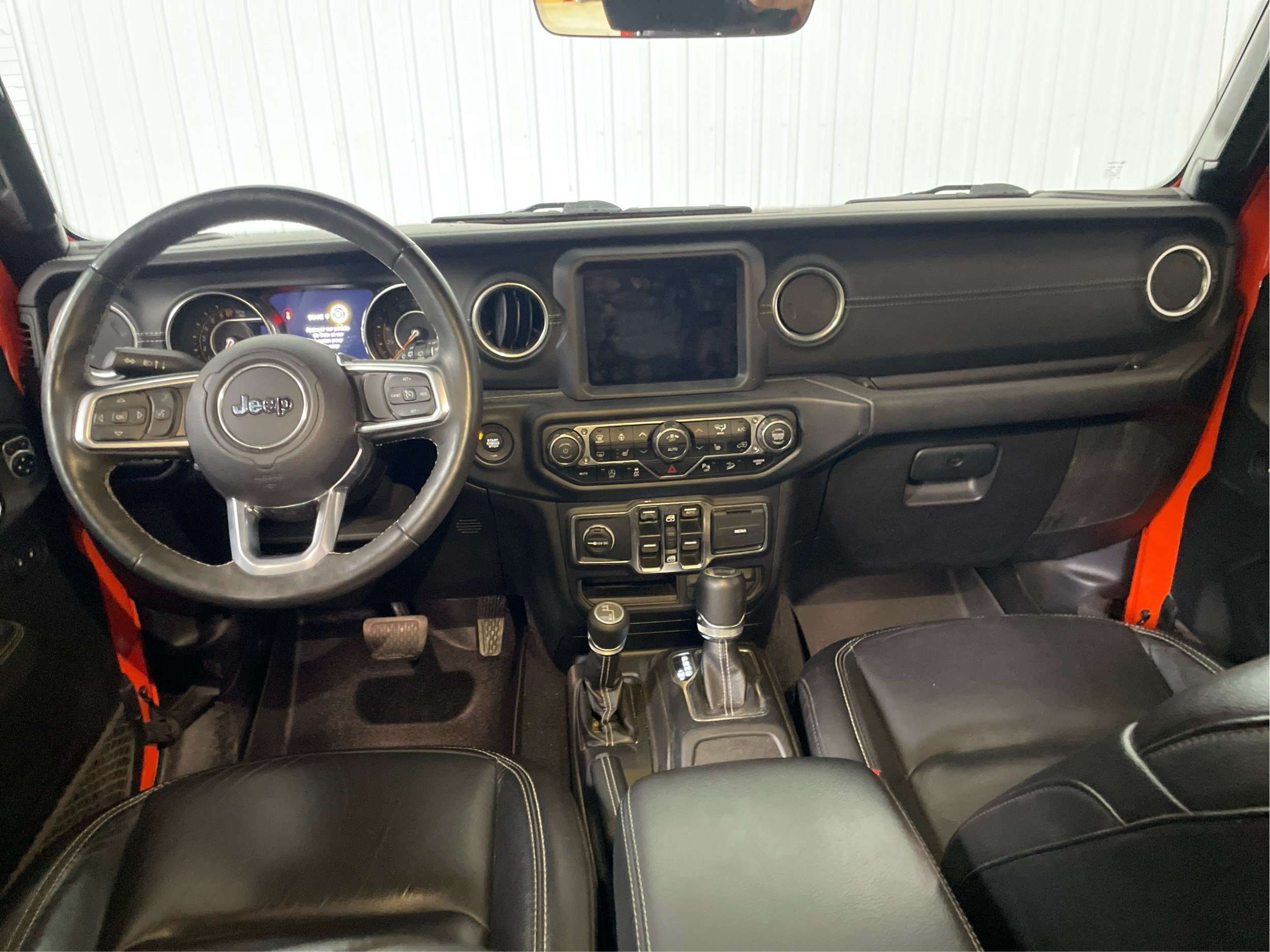 2019 Jeep Wrangler Sahara 4x4 — снимка 1