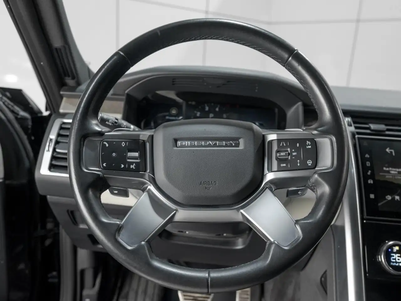 Land Rover Discovery снимка Land Rover Discovery