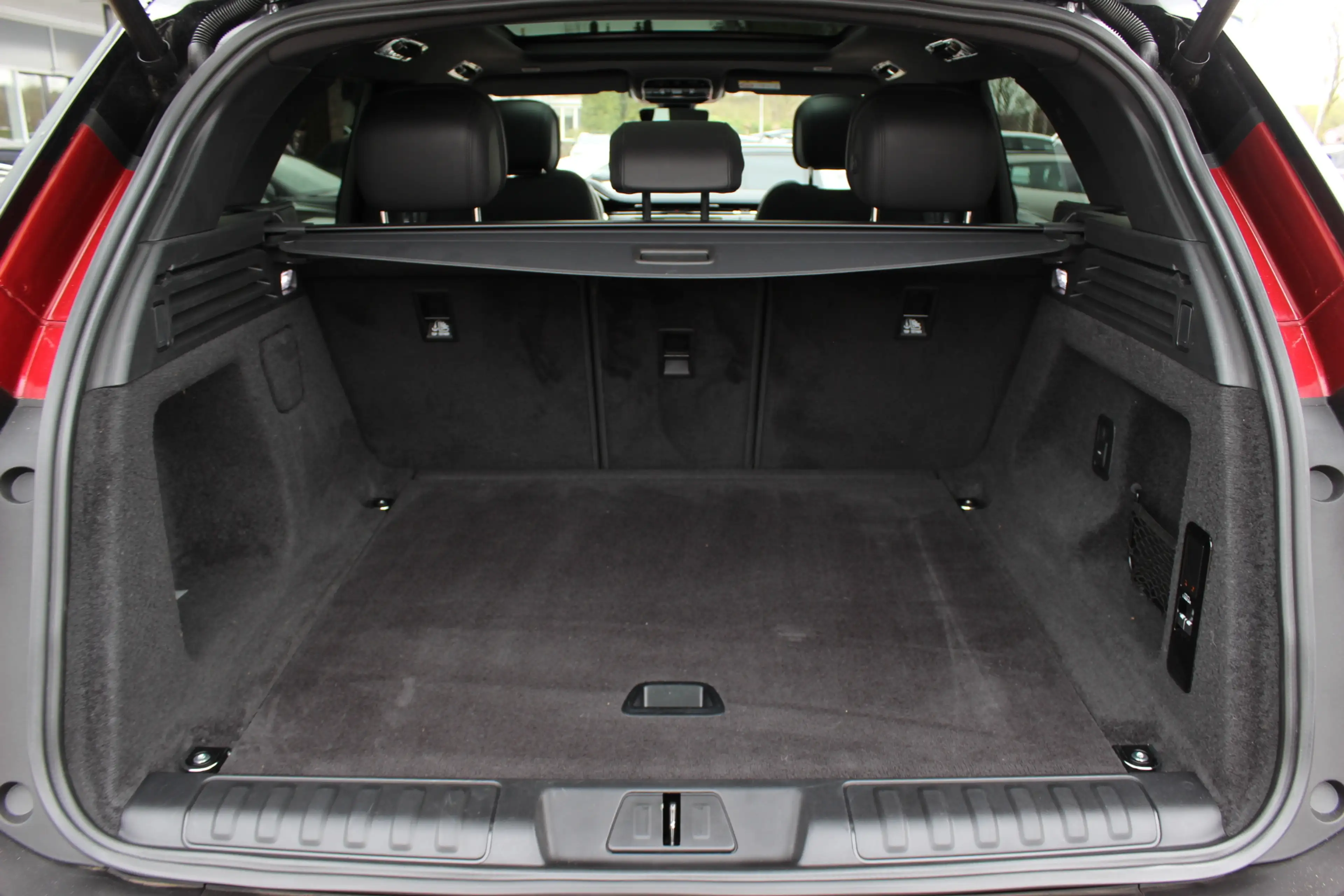Land Rover Range Rover Sport 3.0 P440e Dynamic HSE / Panoramadak / Head-up / 36 — photo 16