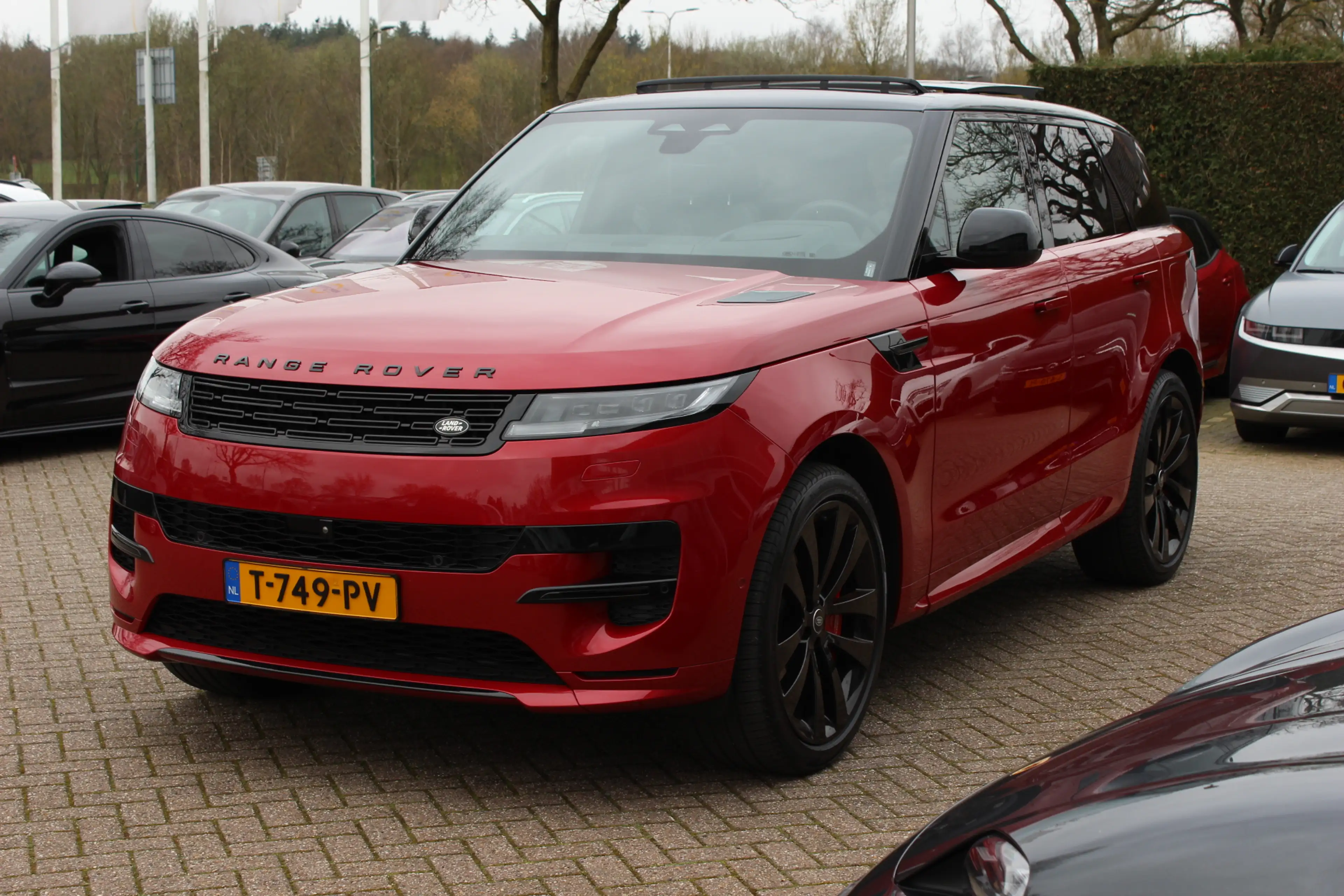 Land Rover Range Rover Sport 3.0 P440e Dynamic HSE / Panoramadak / Head-up / 36 — photo 6