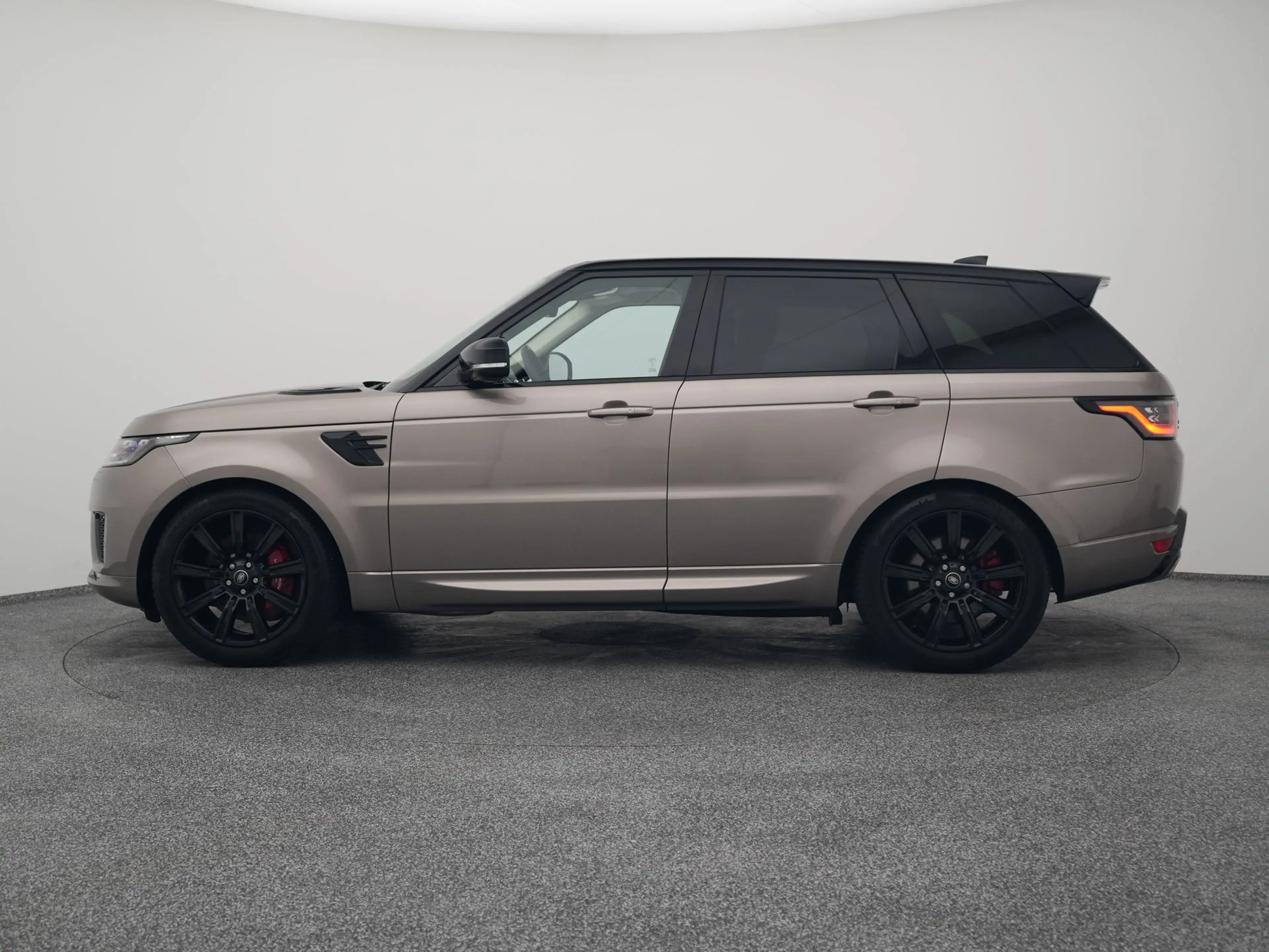 Land Rover Range Rover Sport P400e HSE Dynamic | PANO | CAMERA | MERIDIAN | LUC — photo 13