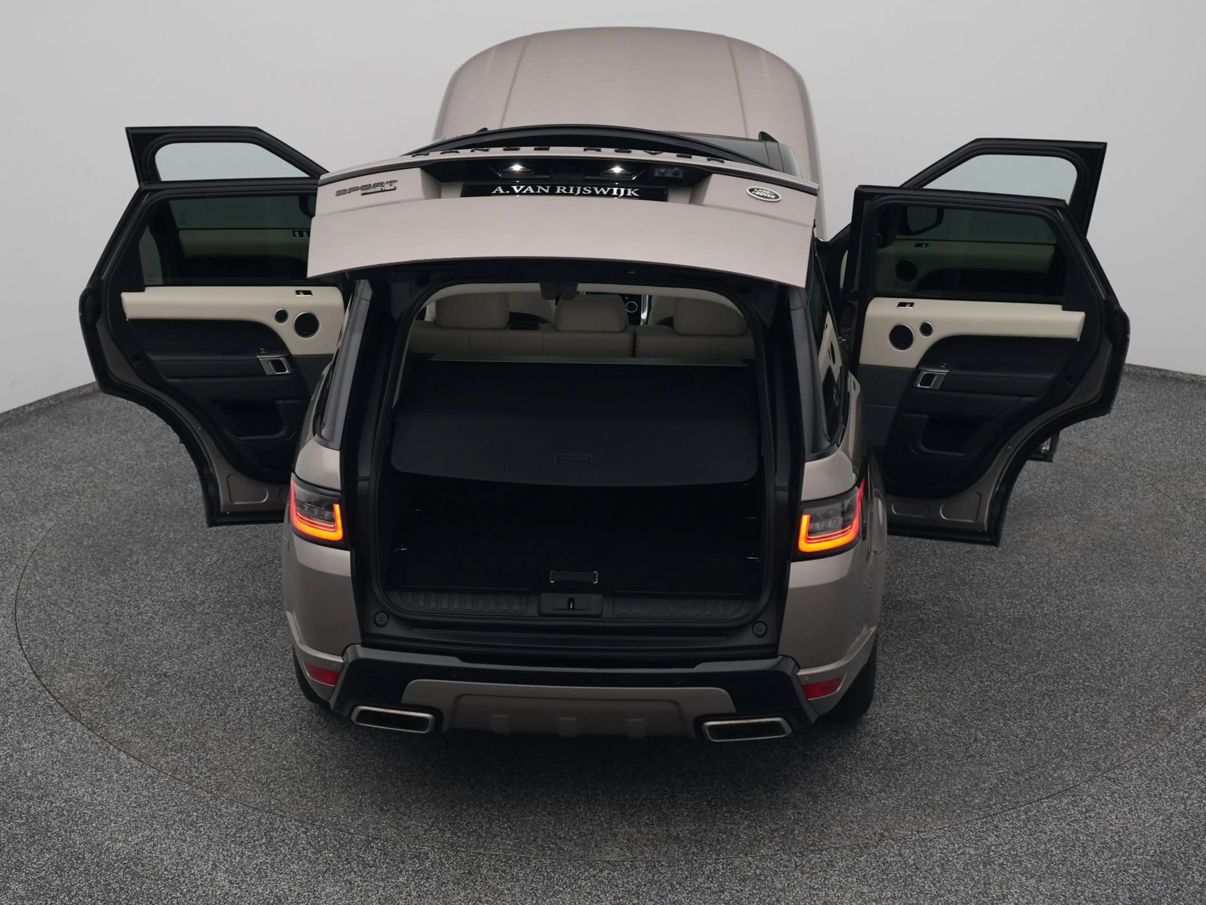 Land Rover Range Rover Sport P400e HSE Dynamic | PANO | CAMERA | MERIDIAN | LUC — photo 29