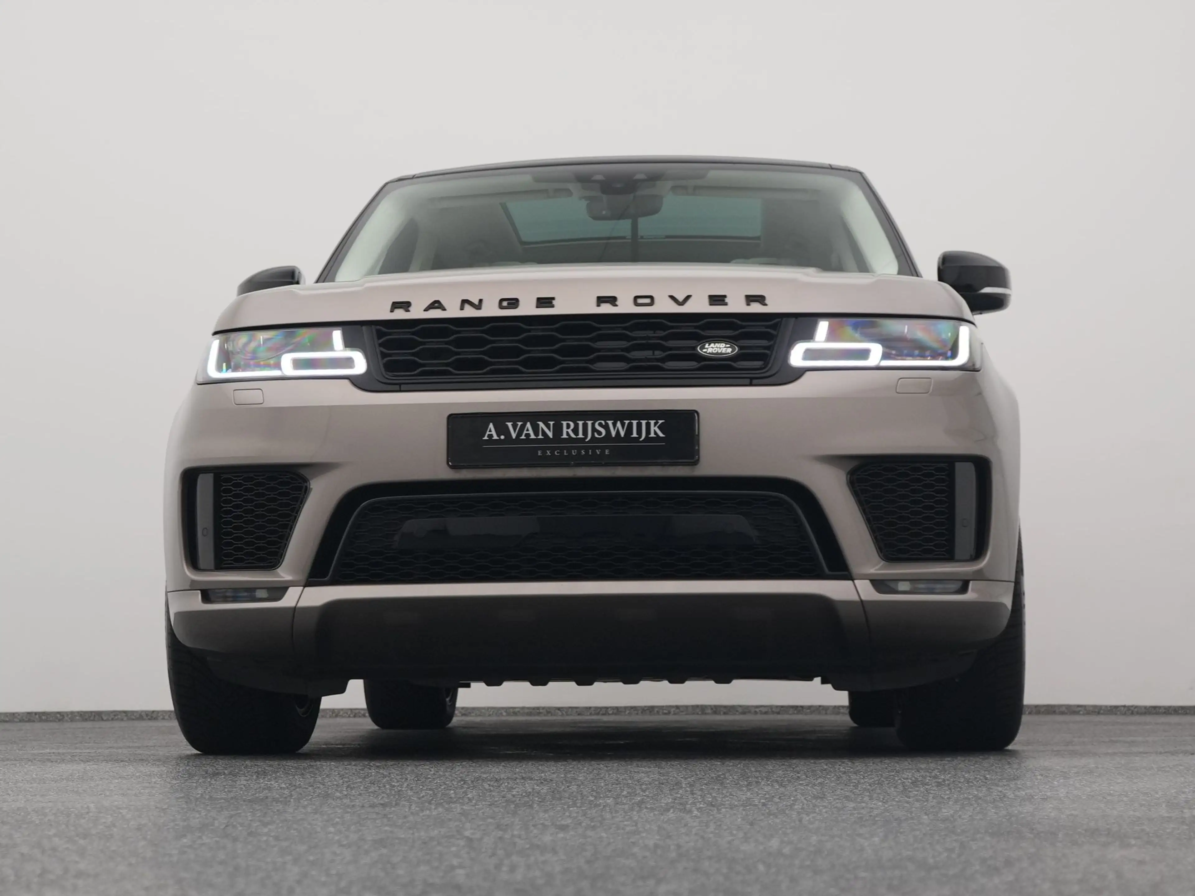 Land Rover Range Rover Sport P400e HSE Dynamic | PANO | CAMERA | MERIDIAN | LUC — photo 35