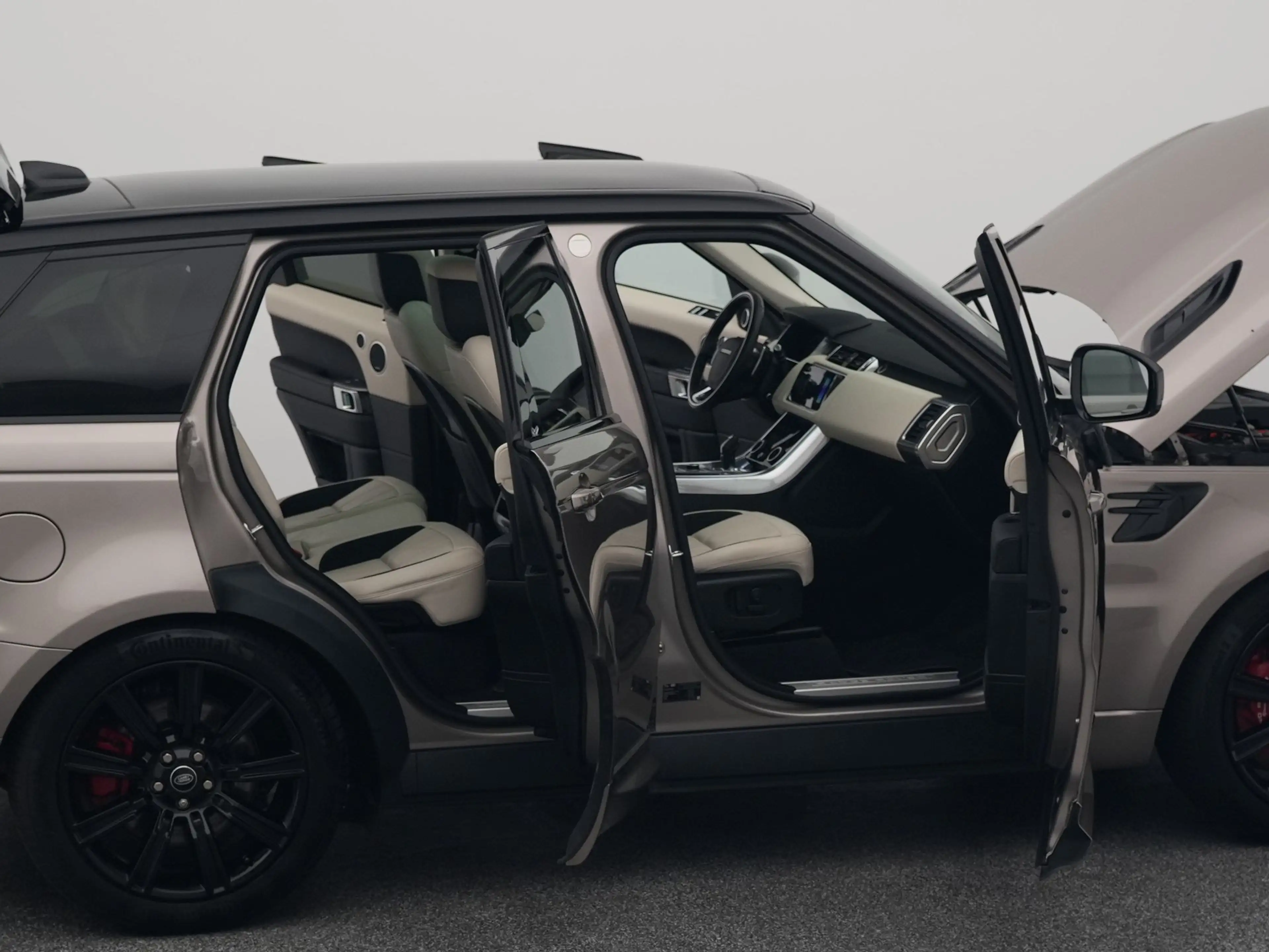 Land Rover Range Rover Sport P400e HSE Dynamic | PANO | CAMERA | MERIDIAN | LUC — photo 34
