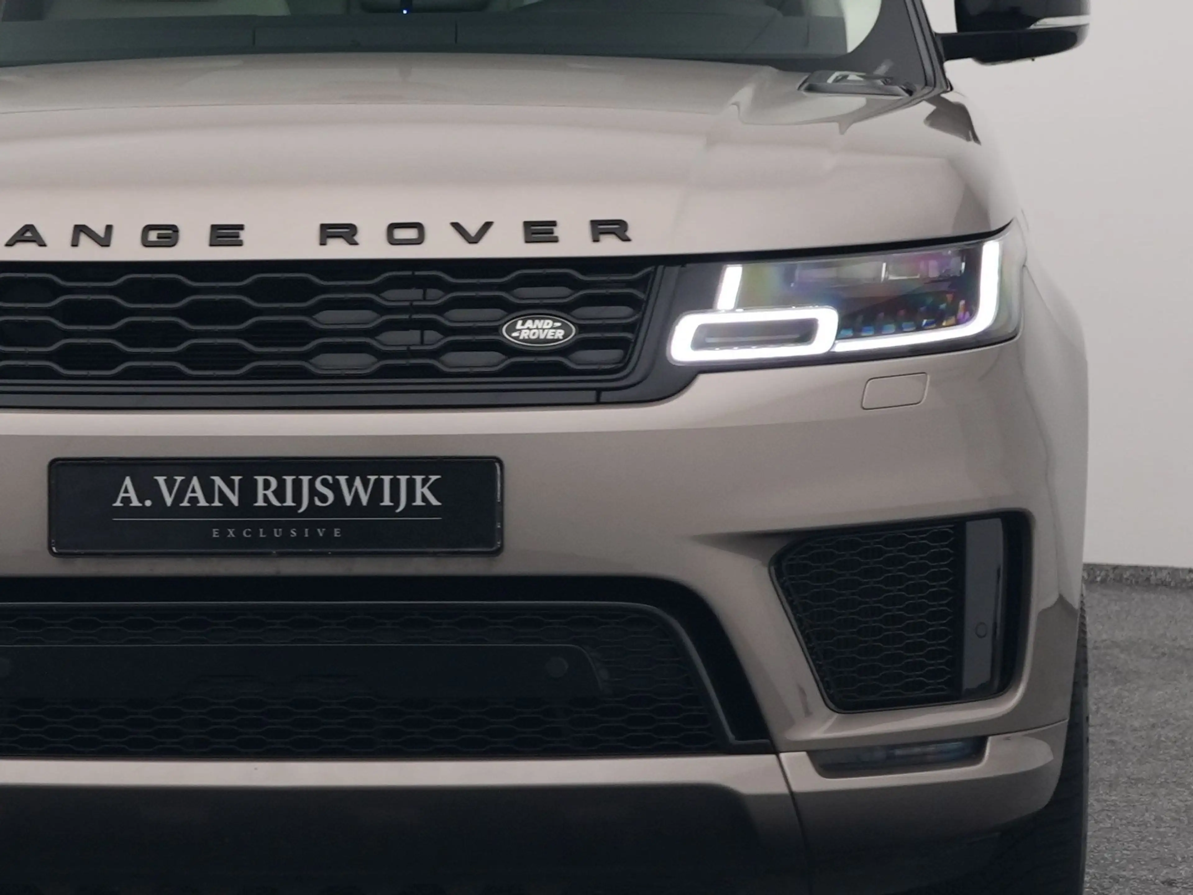 Land Rover Range Rover Sport P400e HSE Dynamic | PANO | CAMERA | MERIDIAN | LUC — photo 19